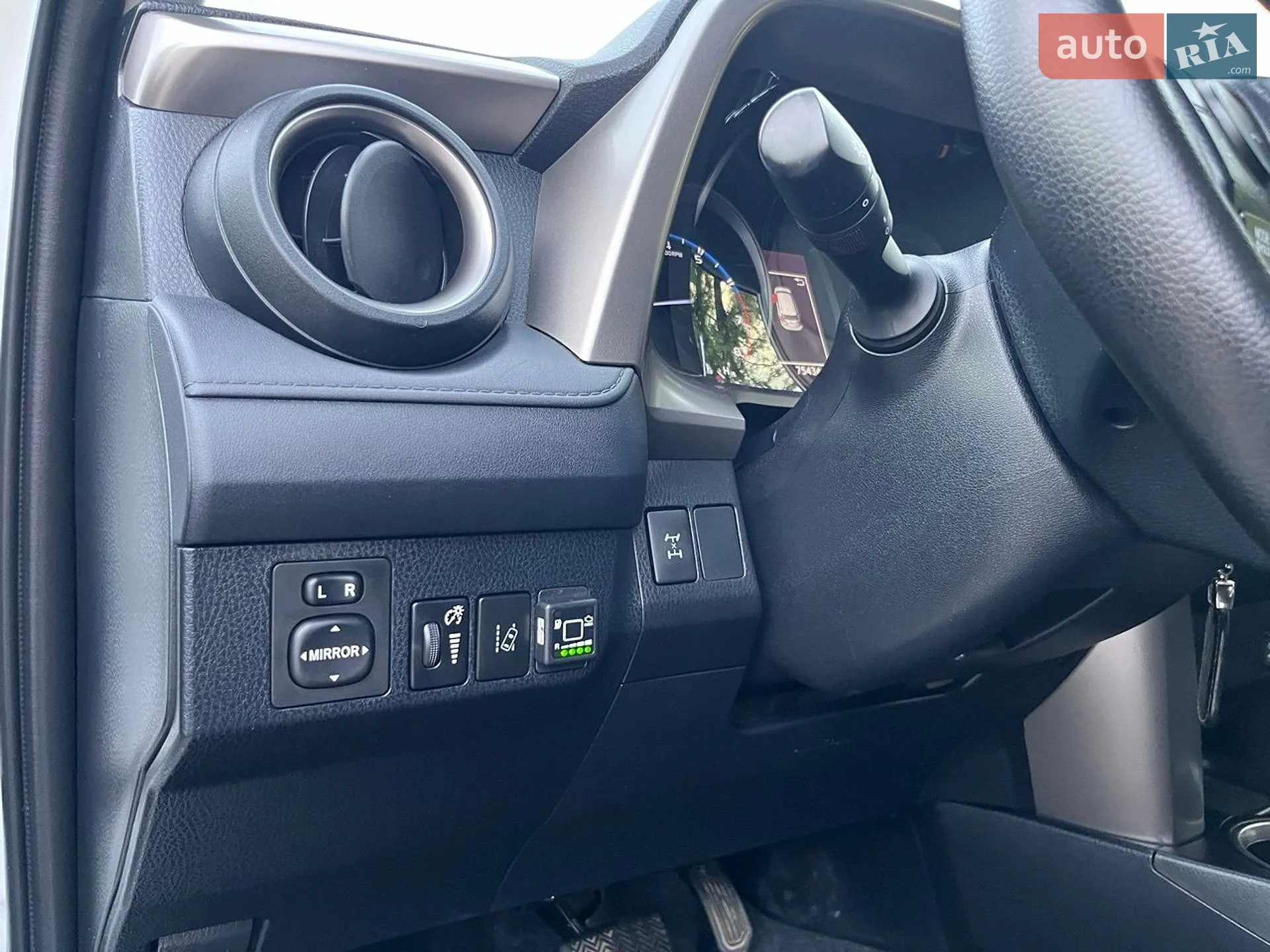 2018 Toyota RAV 4 - мініатюра 15
