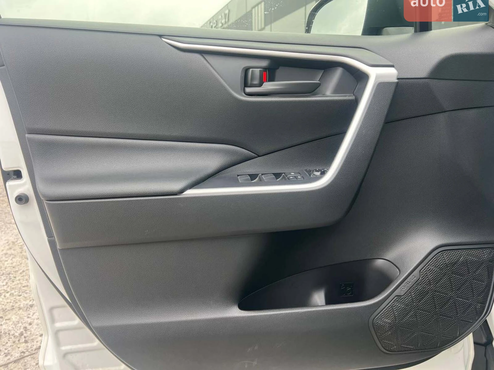 2020 Toyota RAV 4 - мініатюра 18