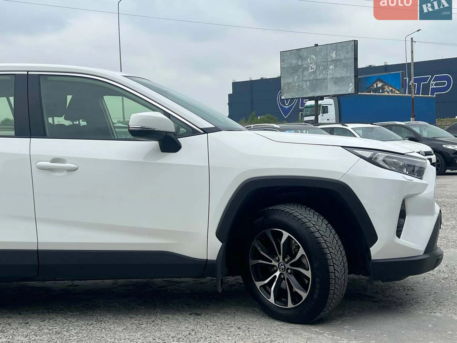 2020 Toyota RAV 4 - мініатюра 12