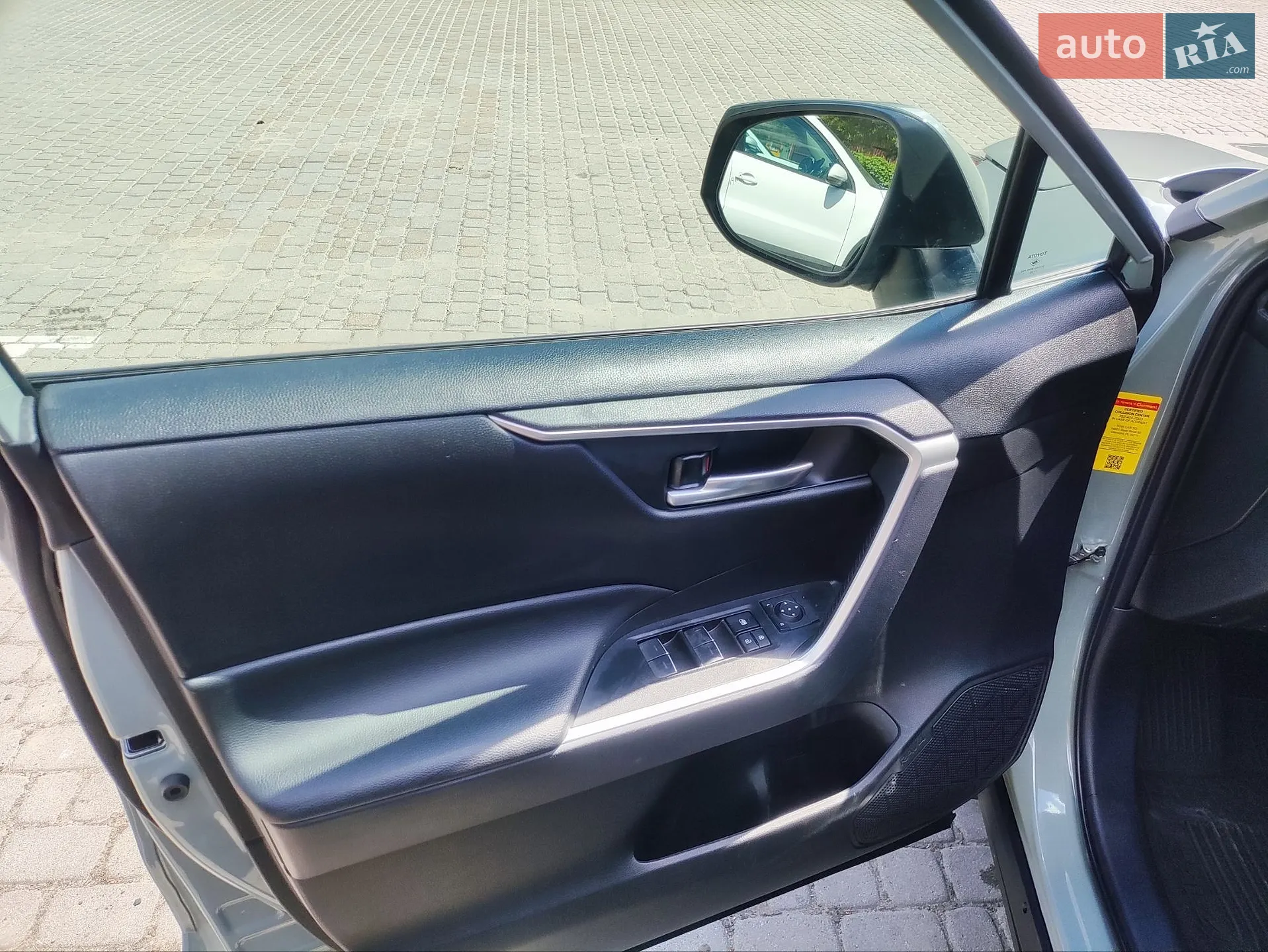 2023 Toyota RAV 4 - мініатюра 18