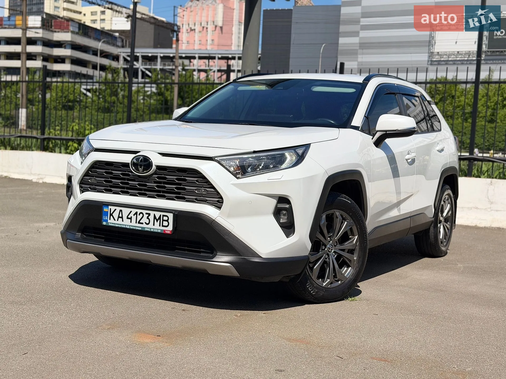 2023 Toyota RAV 4 - мініатюра 4