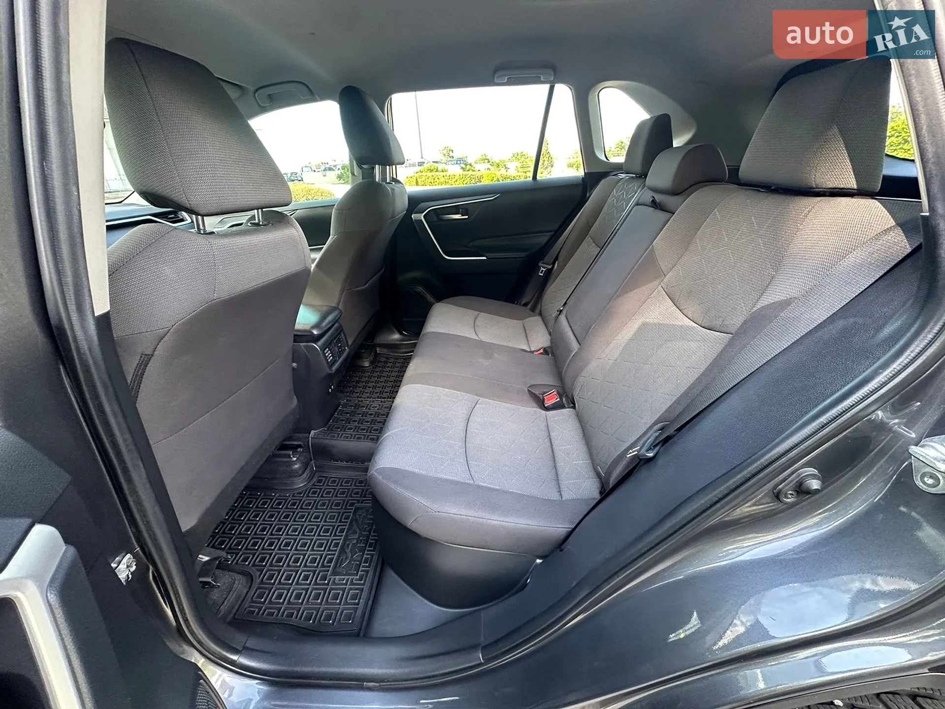2020 Toyota RAV 4 - мініатюра 29