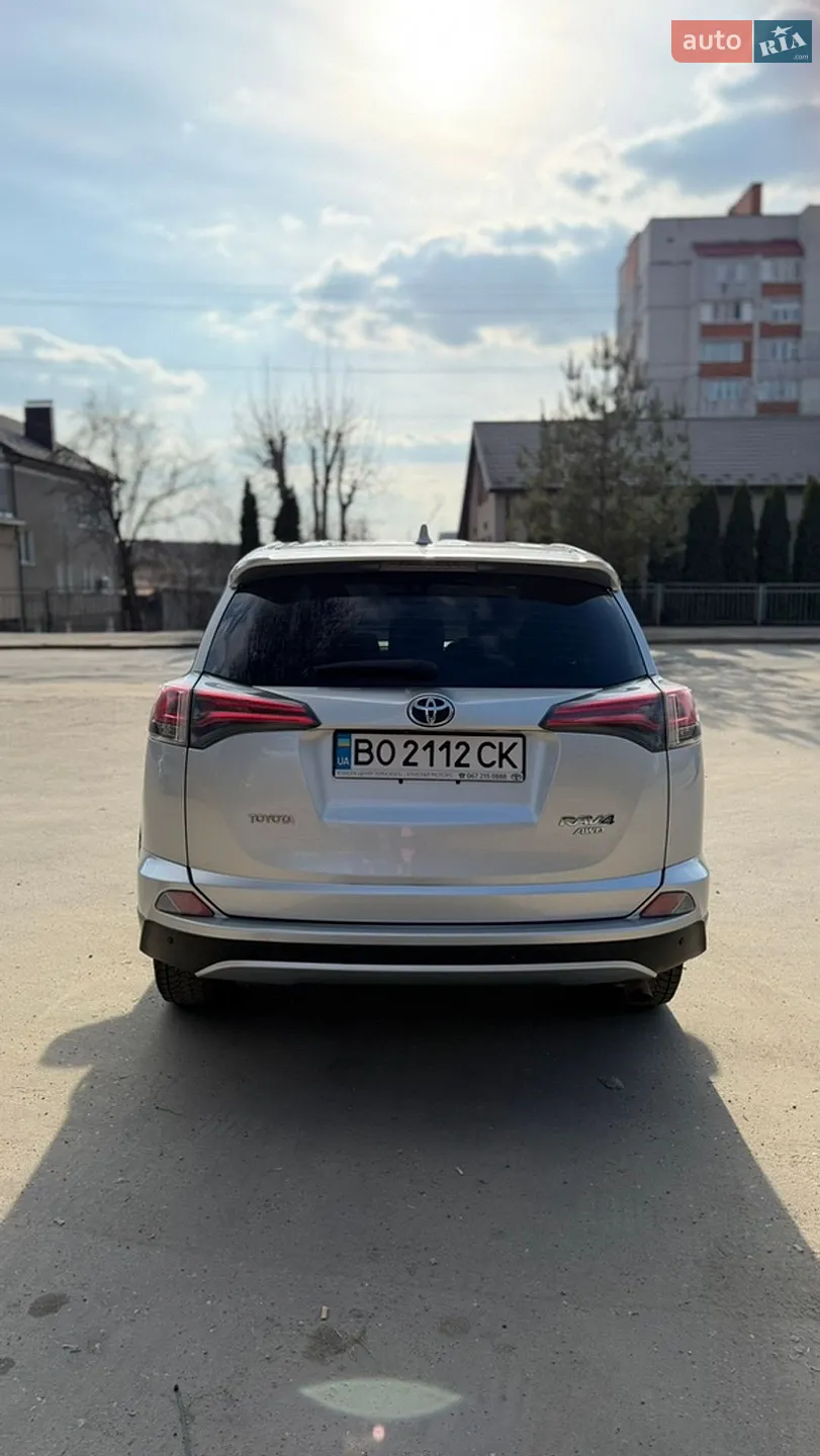 2015 Toyota RAV 4 - мініатюра 2