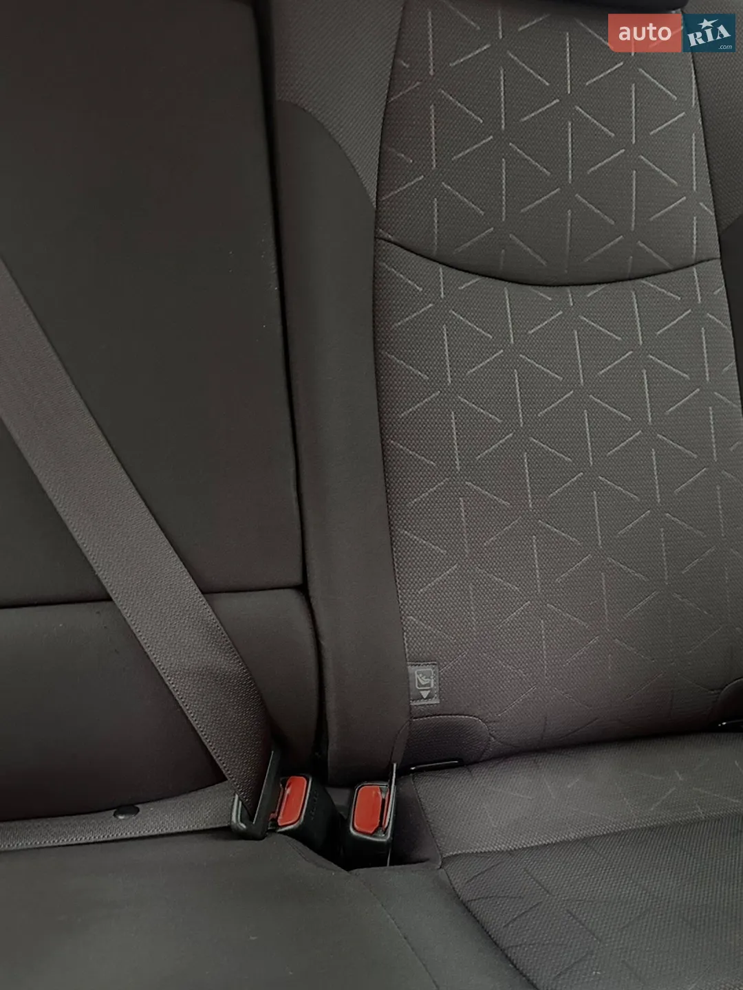 2019 Toyota RAV 4 - мініатюра 11