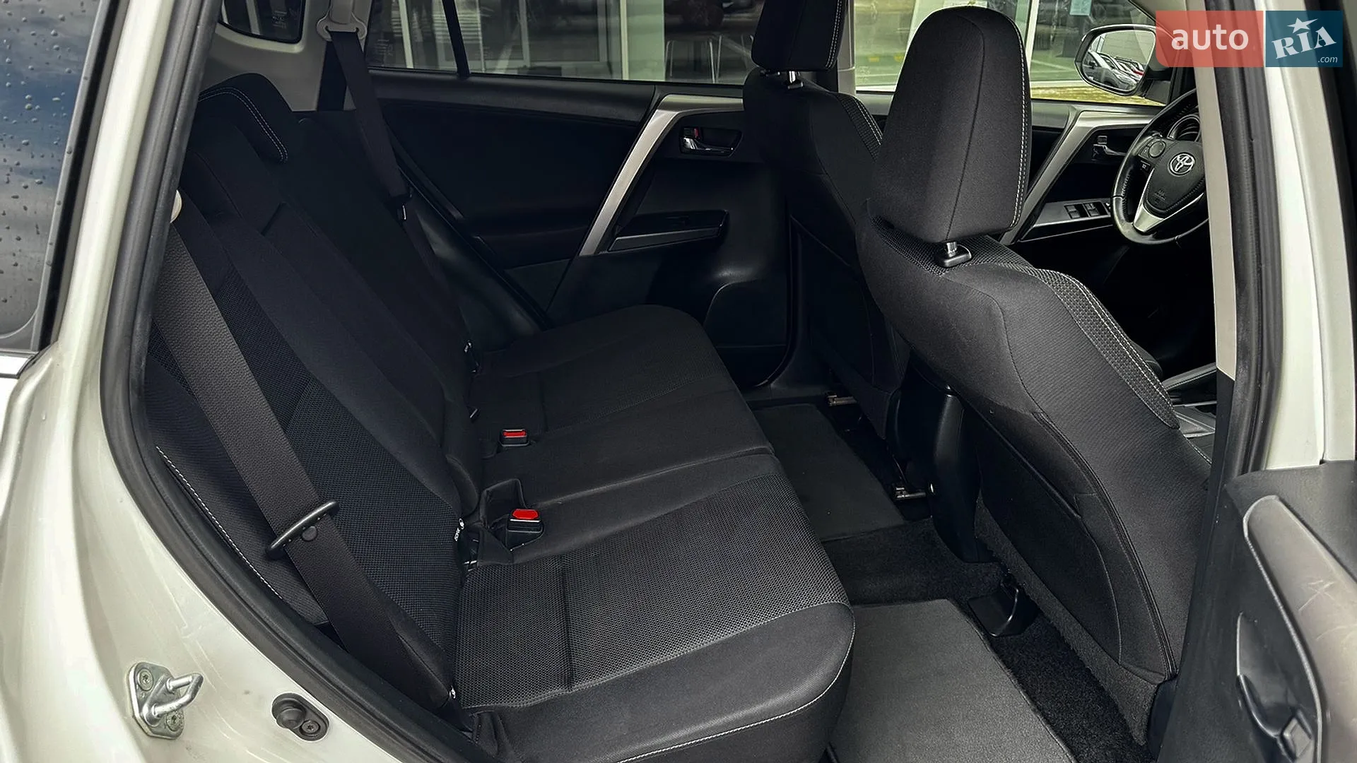 2017 Toyota RAV 4 - мініатюра 12