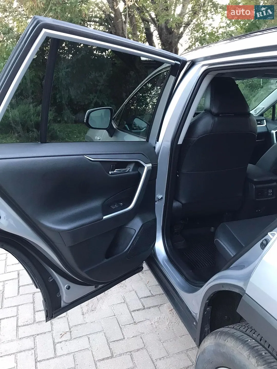 2019 Toyota RAV 4 - мініатюра 18