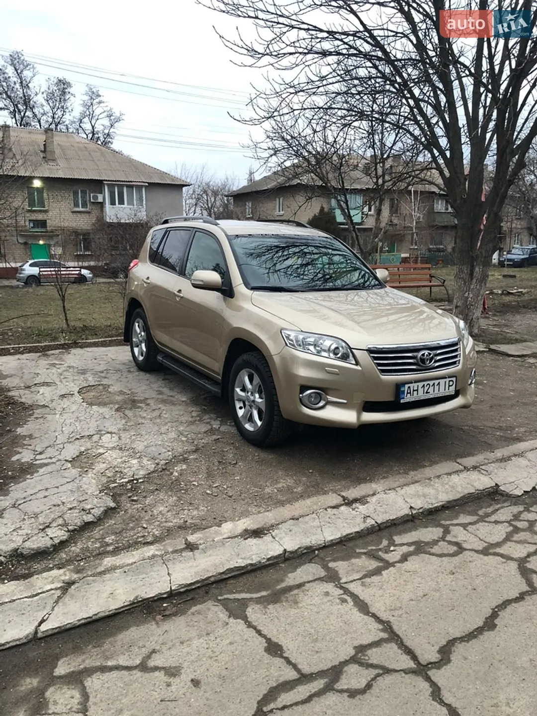 2010 Toyota RAV 4 - мініатюра 2