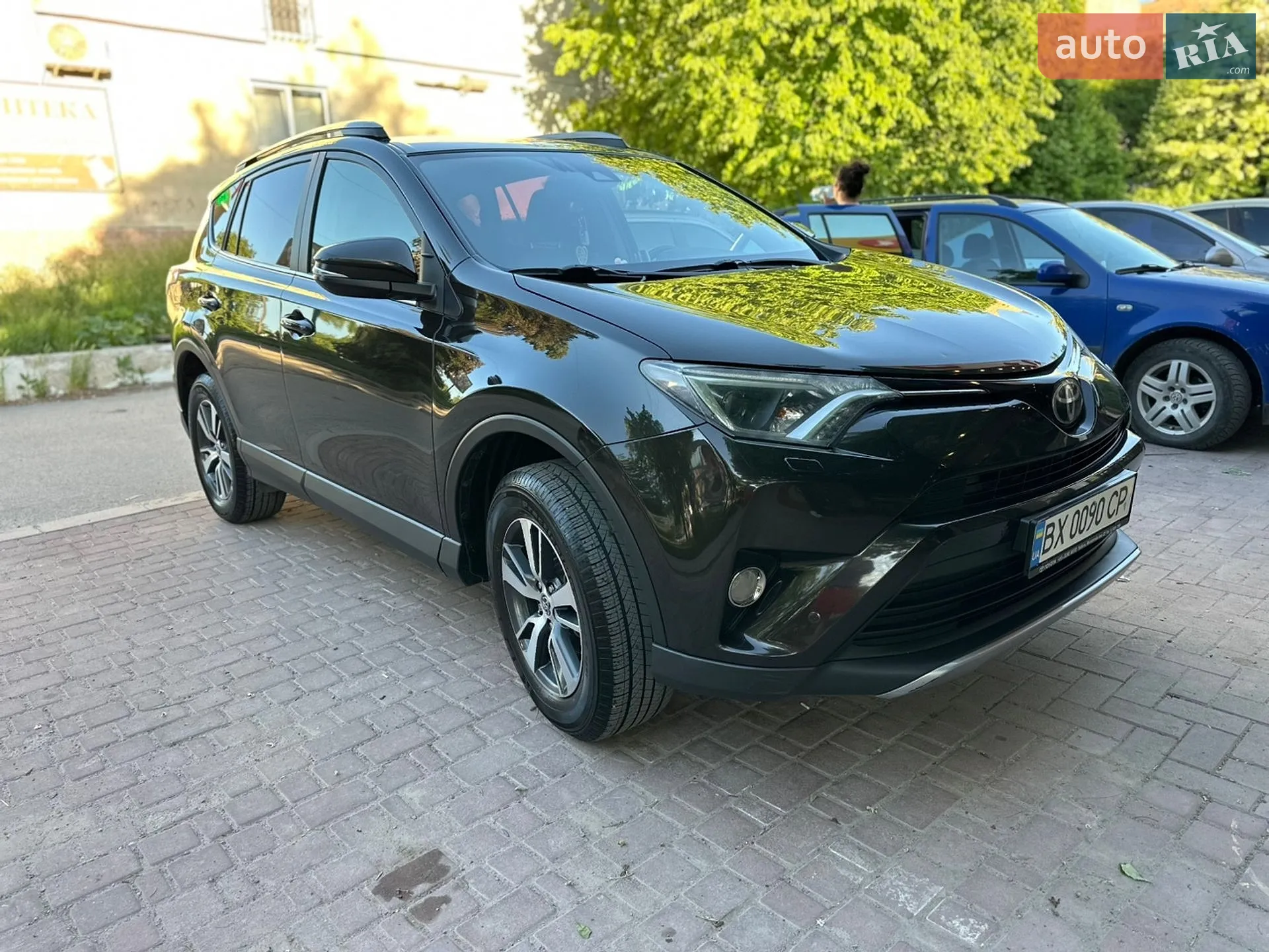 2017 Toyota RAV 4 - мініатюра 2