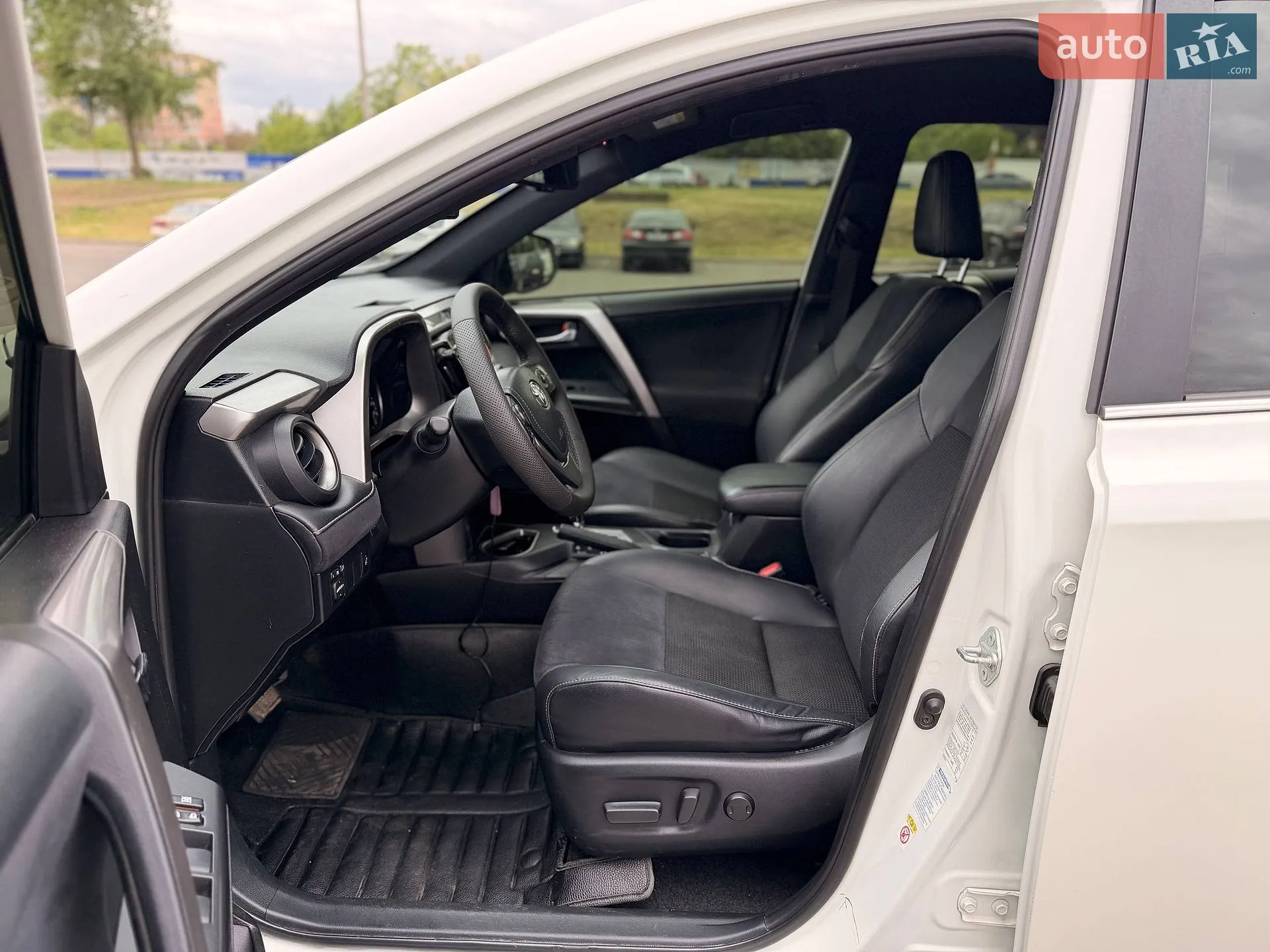 2017 Toyota RAV 4 - мініатюра 34