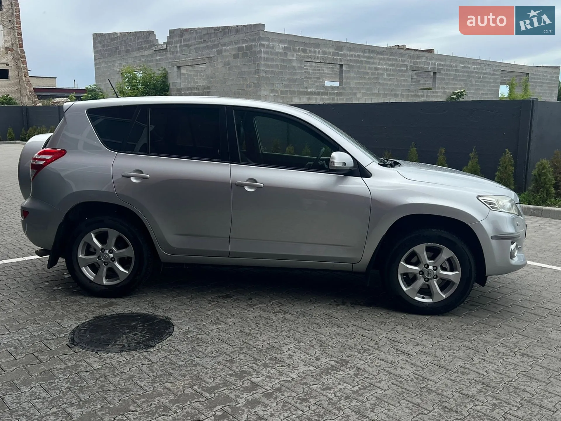 2011 Toyota RAV 4 - мініатюра 9