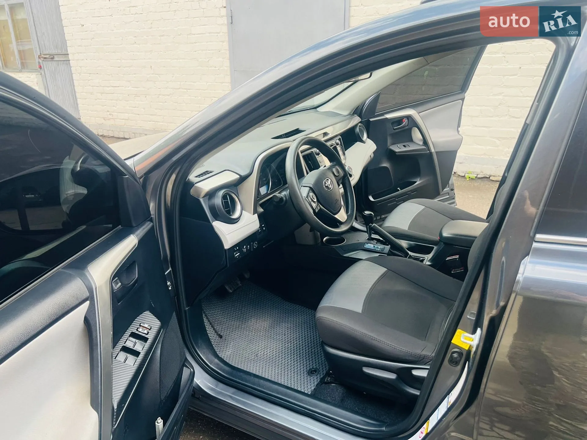 2015 Toyota RAV 4 - мініатюра 6