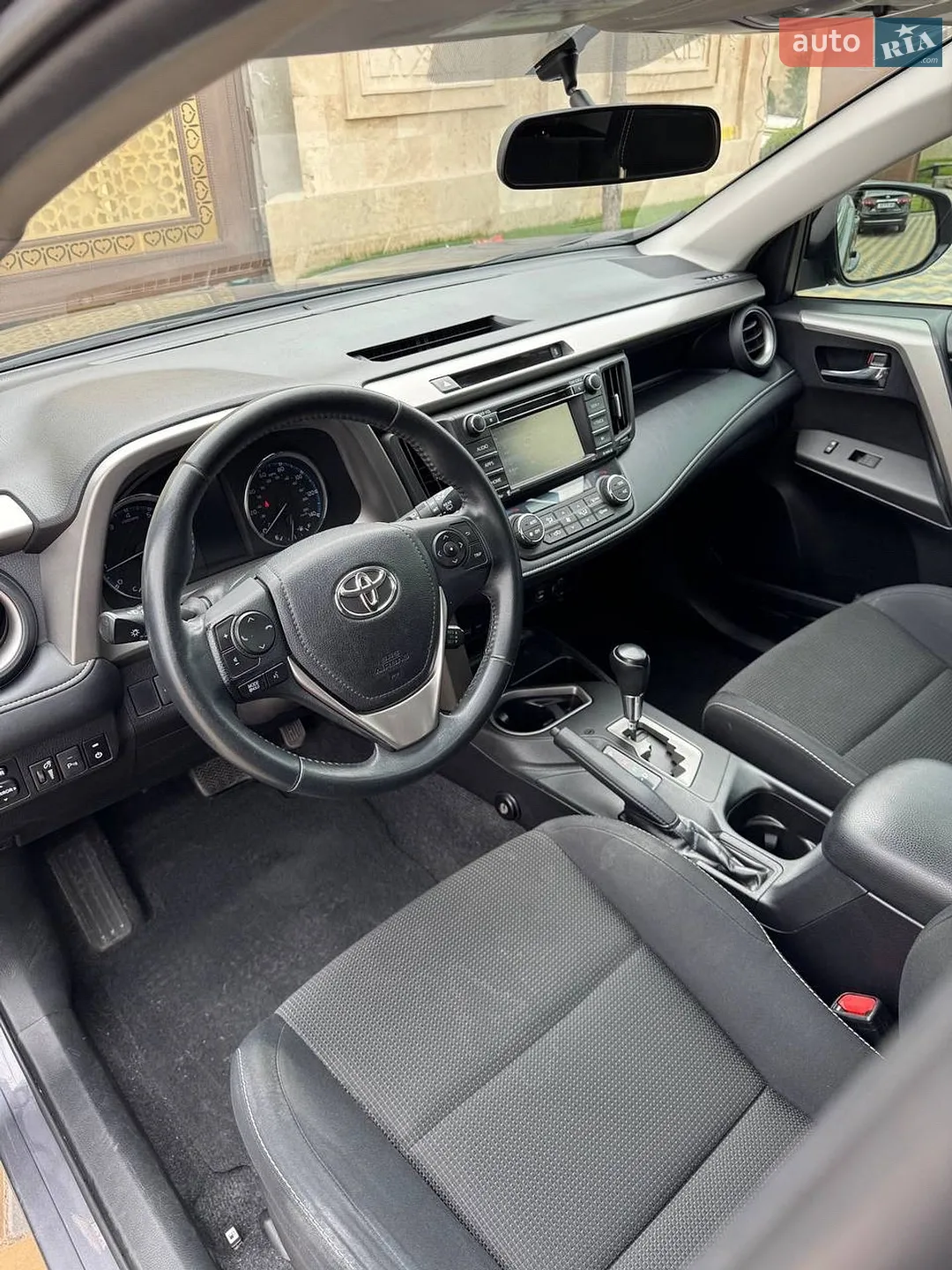2016 Toyota RAV 4 - мініатюра 9