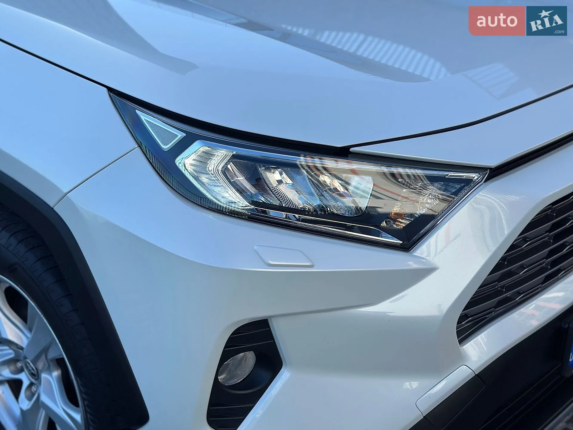 2019 Toyota RAV 4 - мініатюра 12