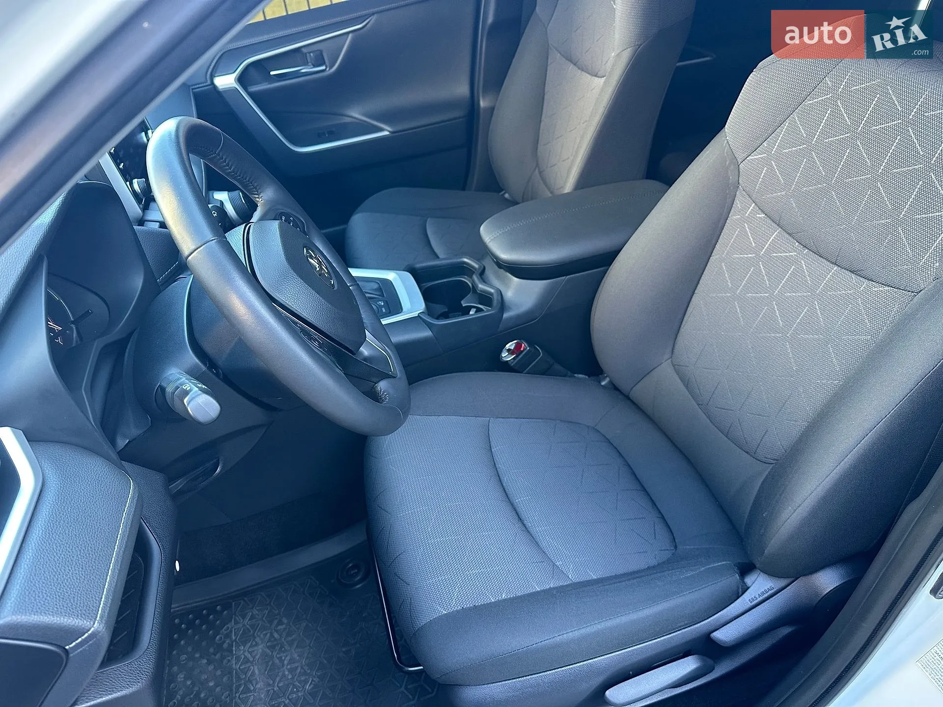 2019 Toyota RAV 4 - мініатюра 21
