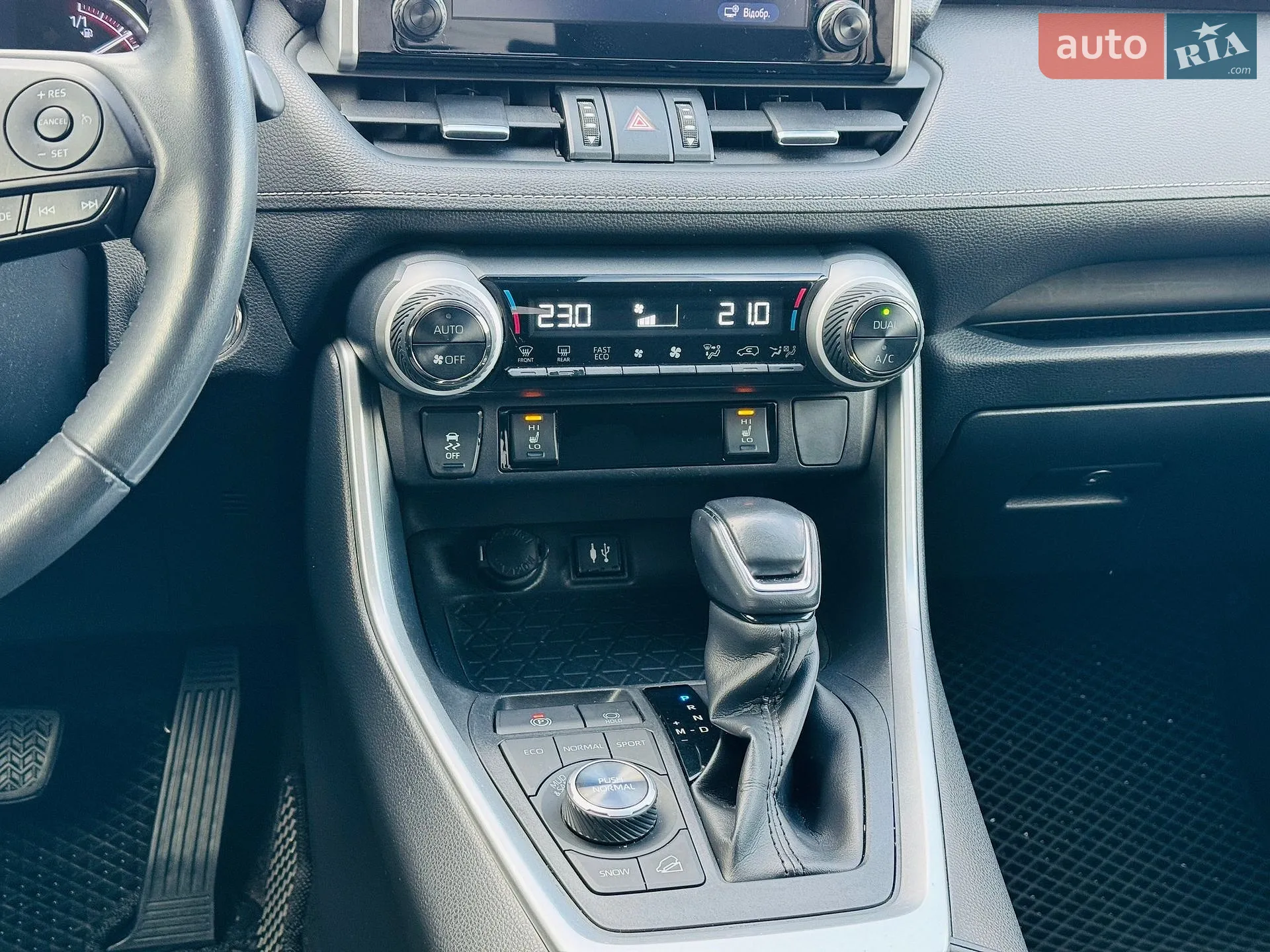 2019 Toyota RAV 4 - мініатюра 28