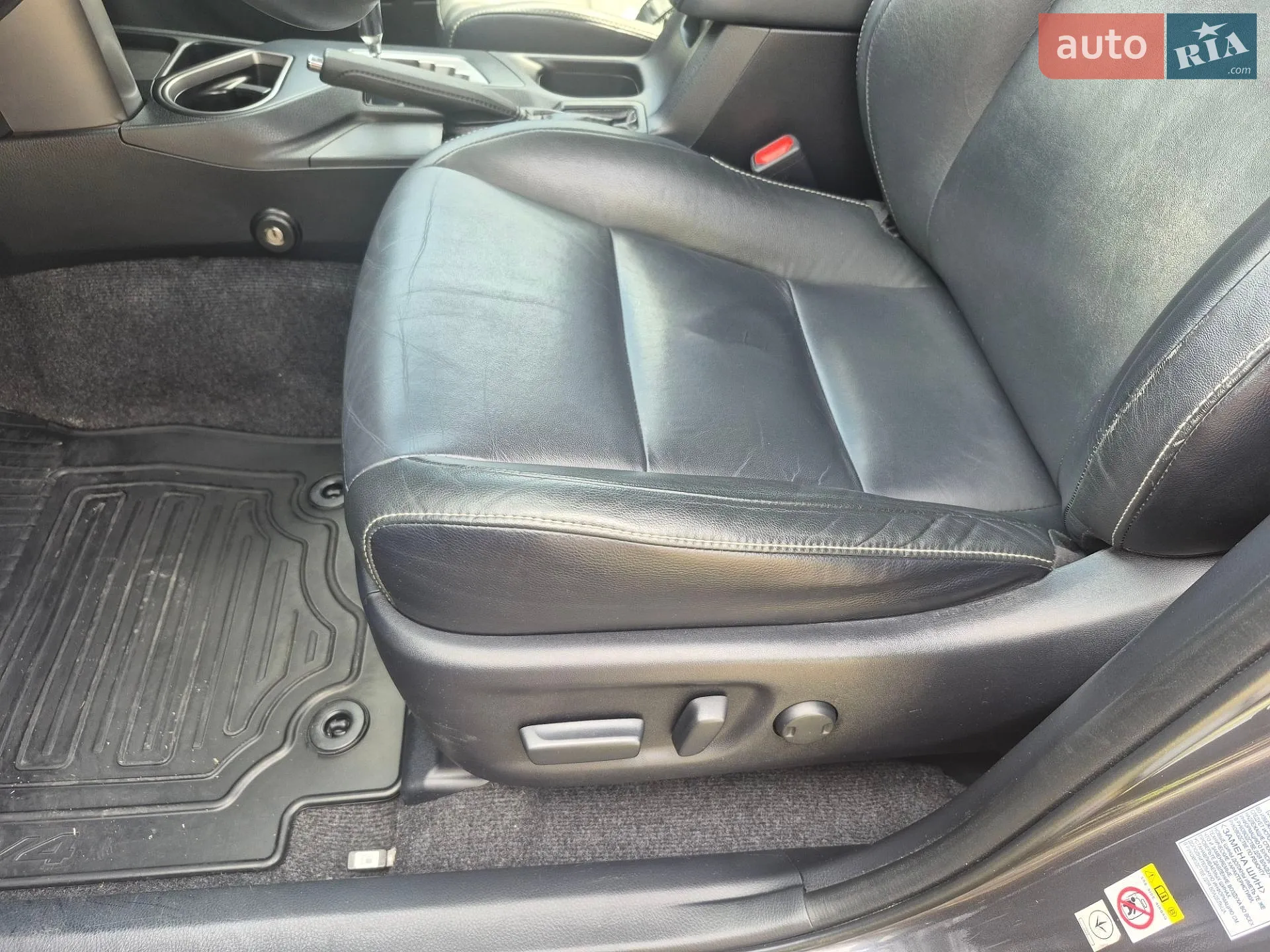 2016 Toyota RAV 4 - мініатюра 16