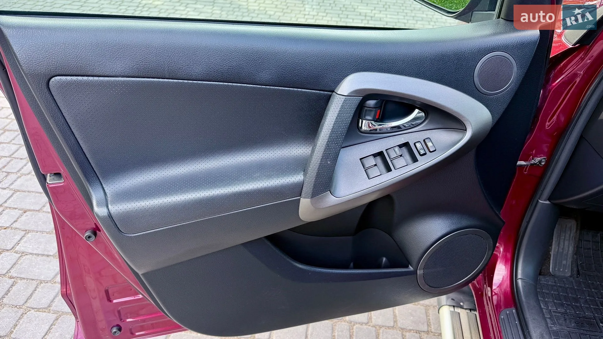 2010 Toyota RAV 4 - мініатюра 10