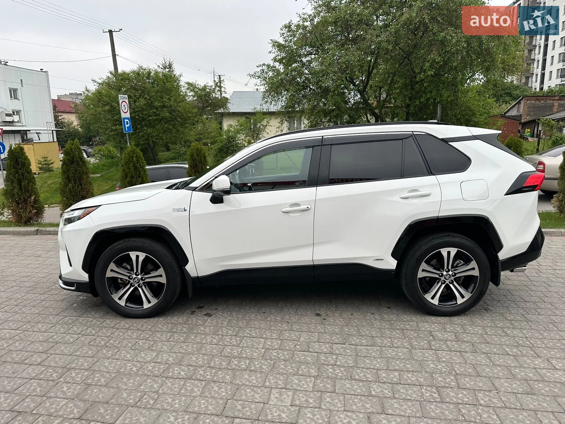 2023 Toyota RAV 4 - мініатюра 12