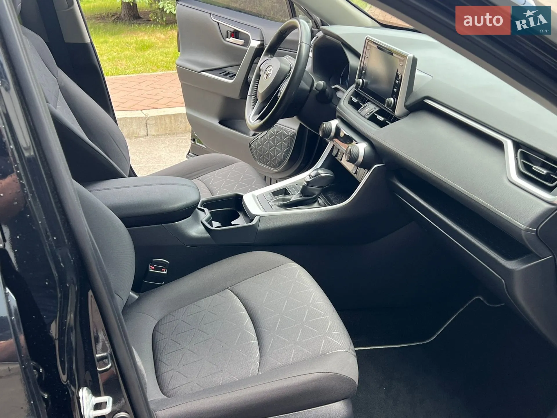 2021 Toyota RAV 4 - мініатюра 27