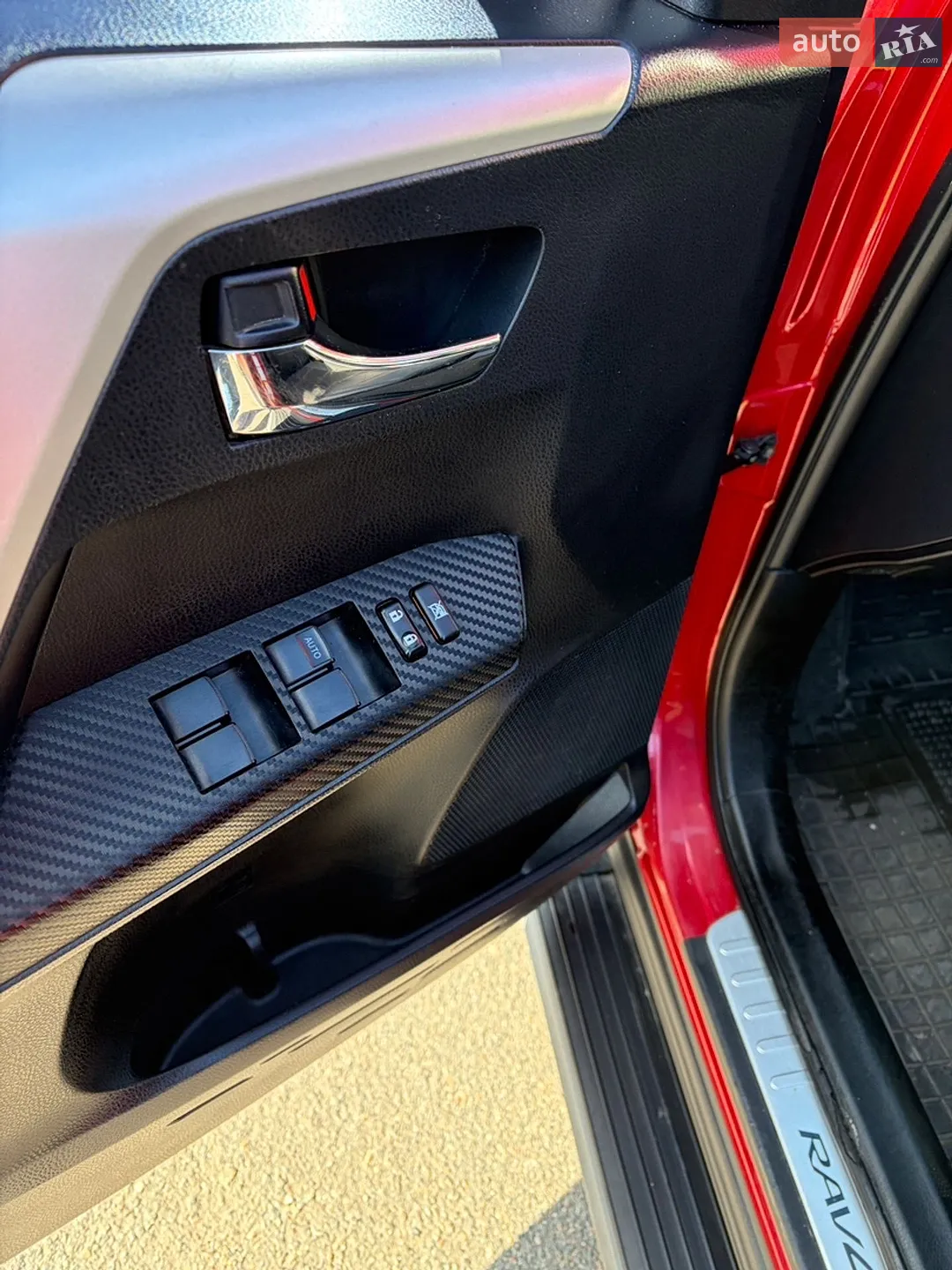 2013 Toyota RAV 4 - мініатюра 12