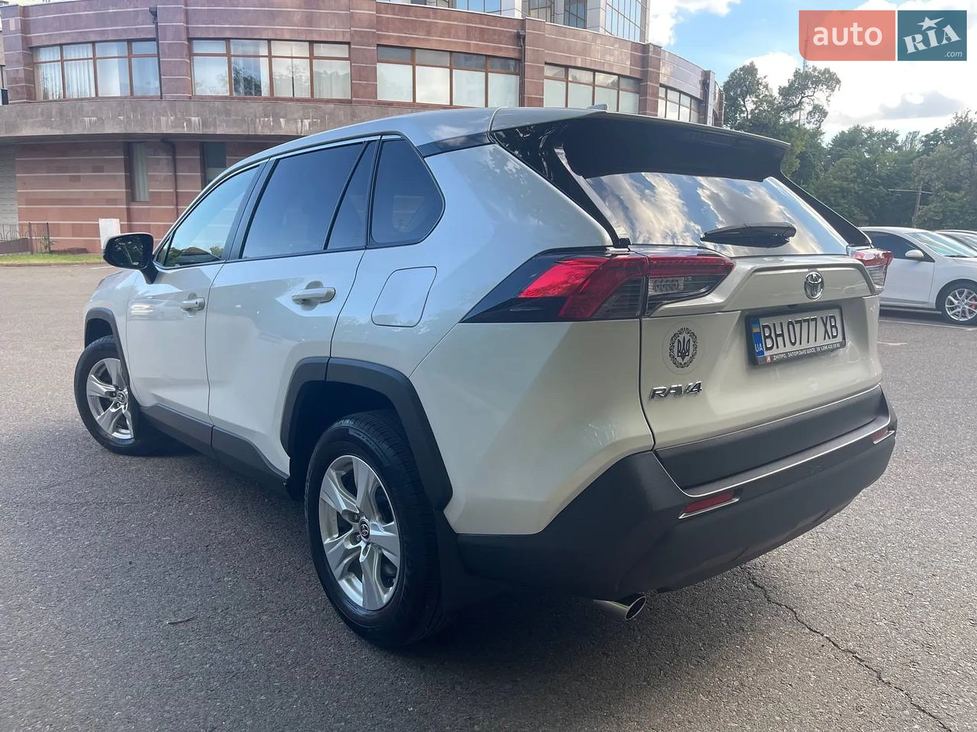 2021 Toyota RAV 4 - мініатюра 7