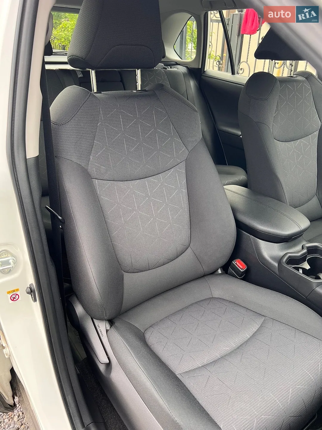2018 Toyota RAV 4 - мініатюра 14