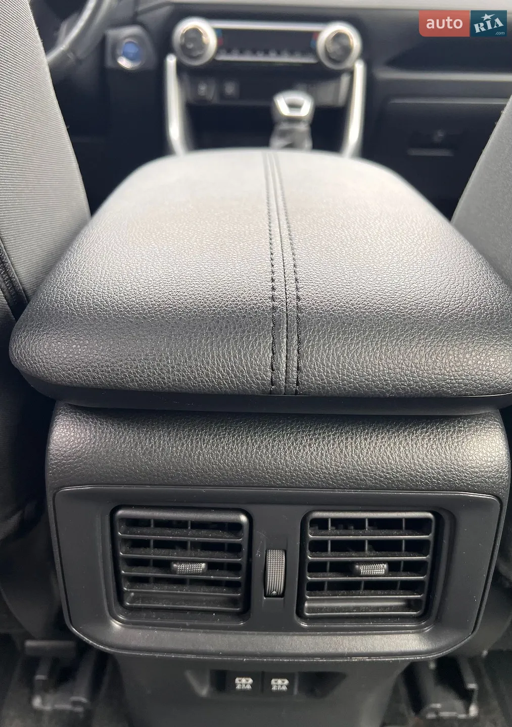 2018 Toyota RAV 4 - мініатюра 24