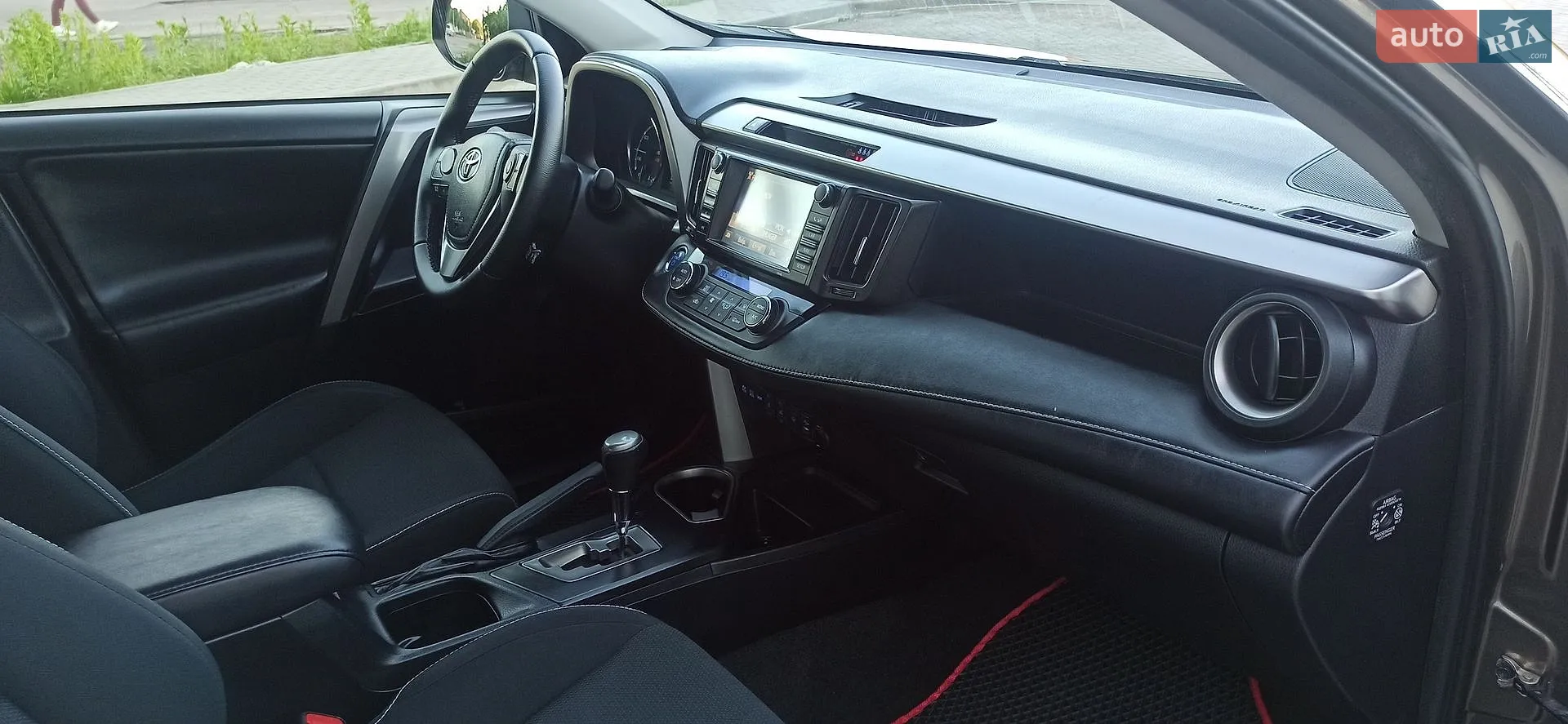 2017 Toyota RAV 4 - мініатюра 13