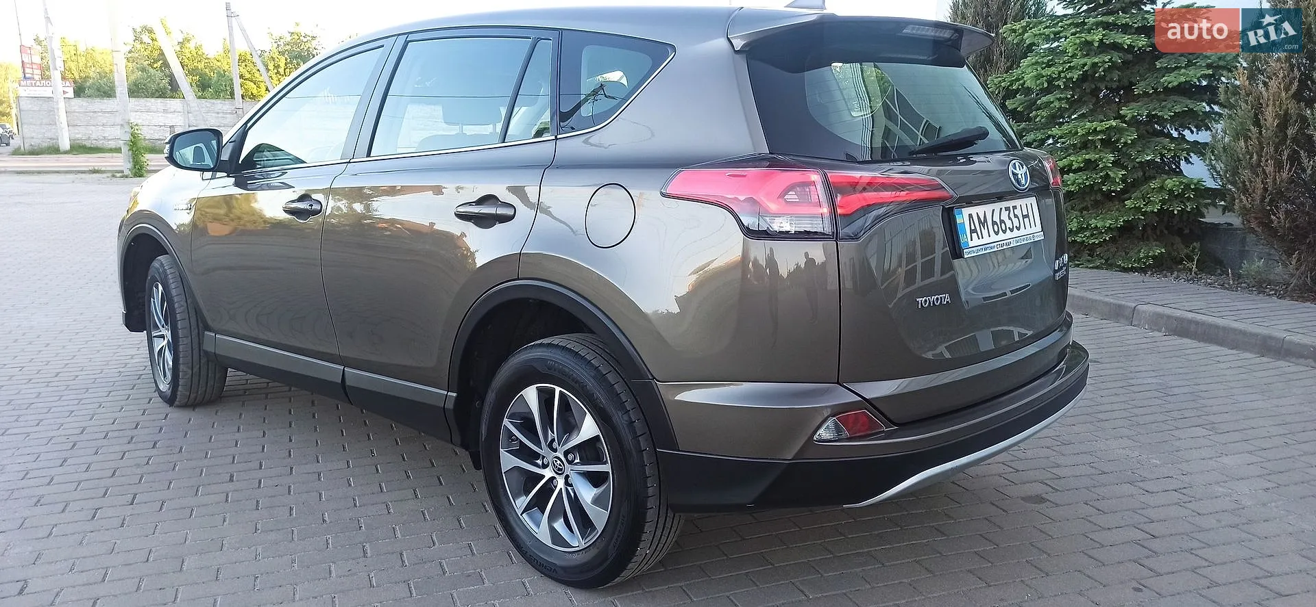 2017 Toyota RAV 4 - мініатюра 4
