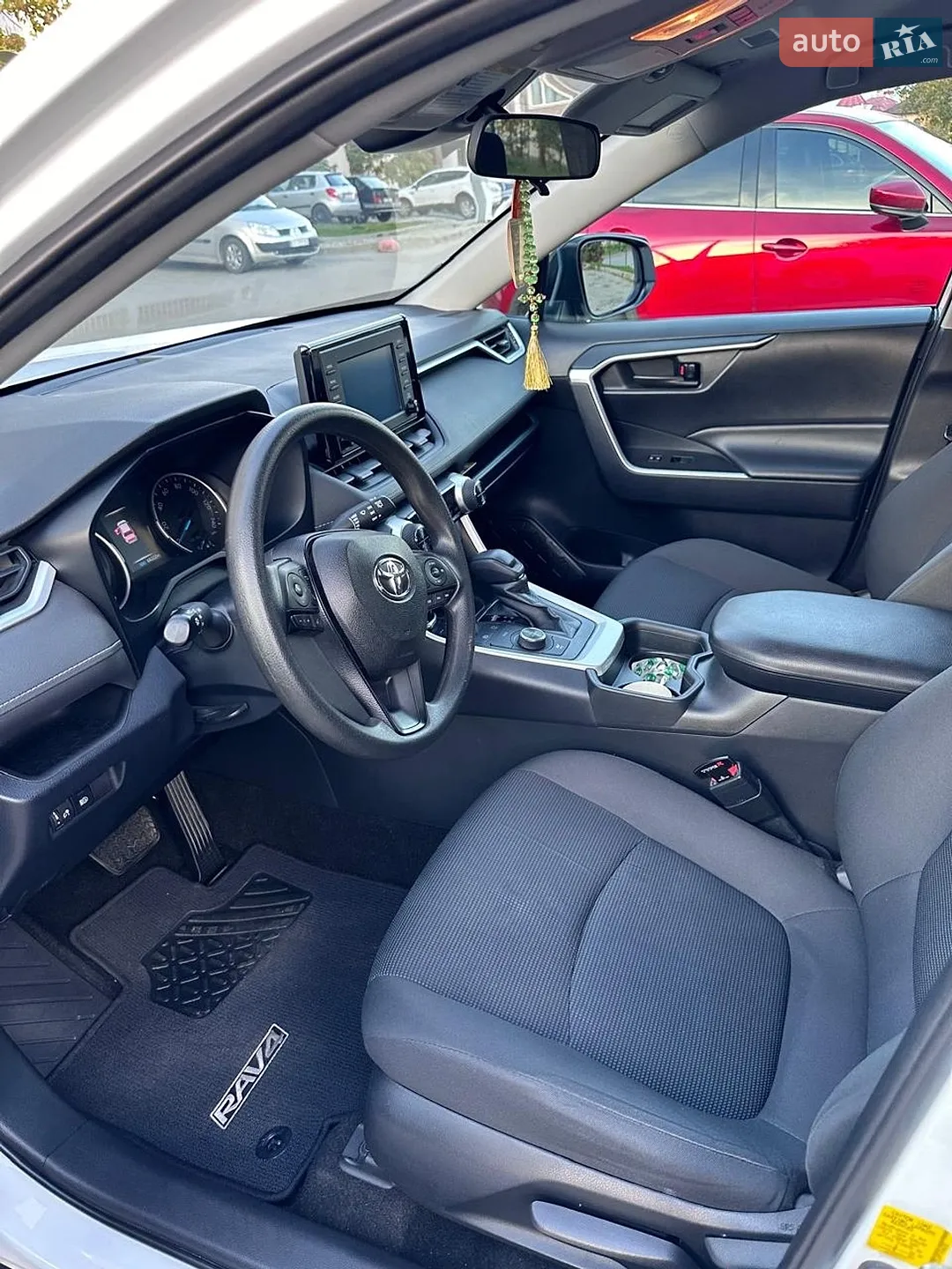 2019 Toyota RAV 4 - мініатюра 8
