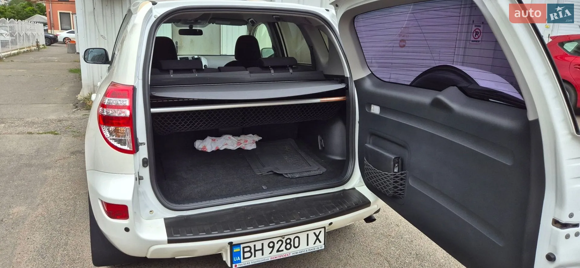 2012 Toyota RAV 4 - мініатюра 21