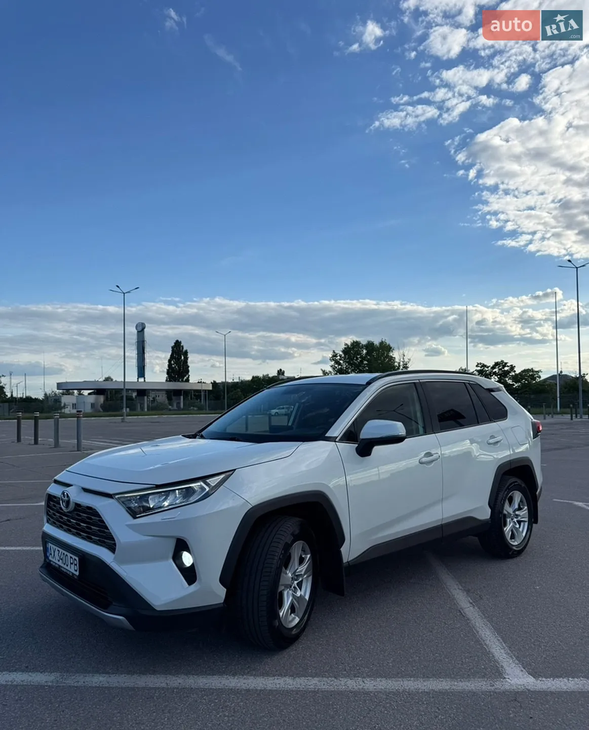 2019 Toyota RAV 4 - мініатюра 9
