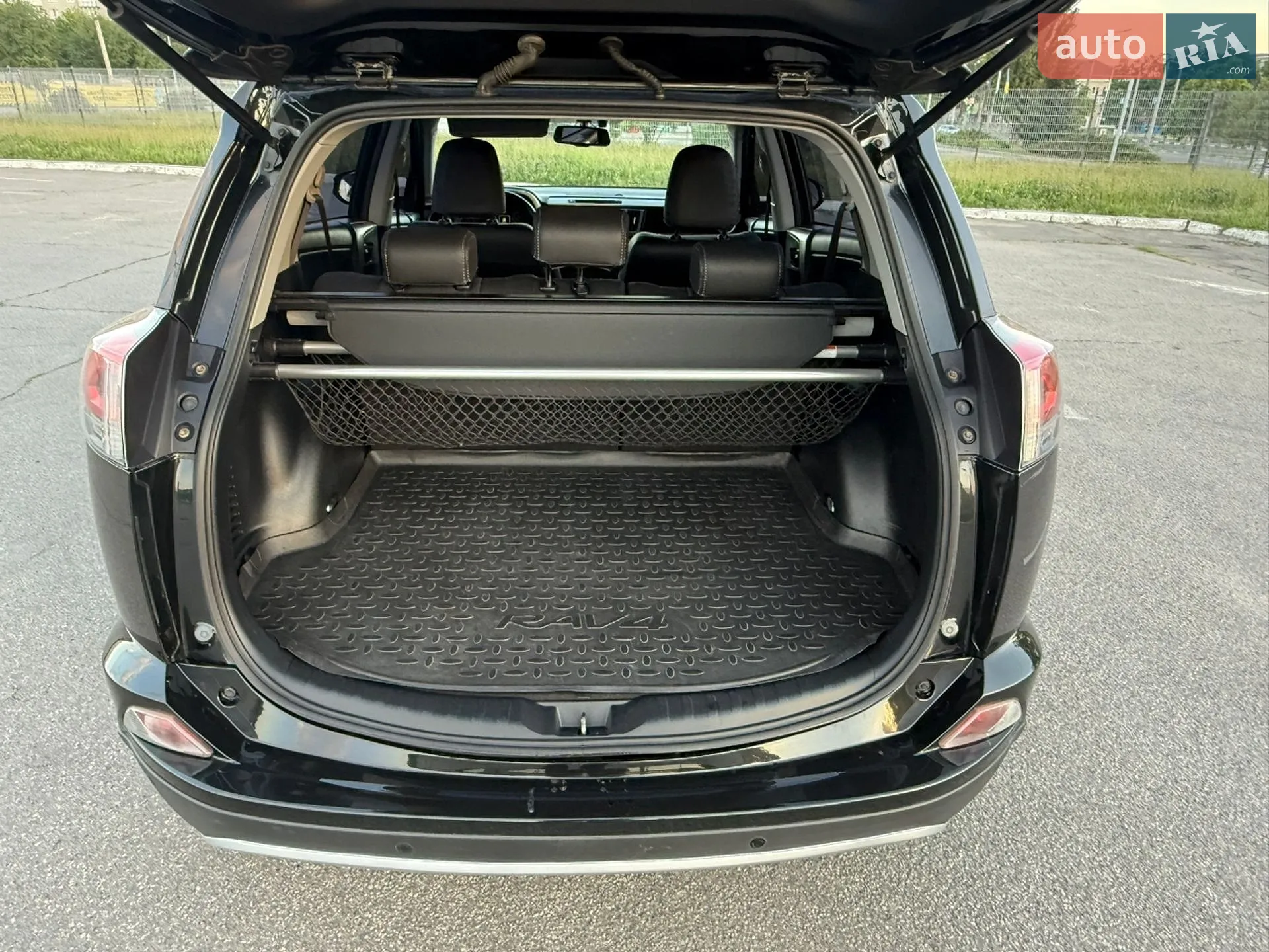 2017 Toyota RAV 4 - мініатюра 32