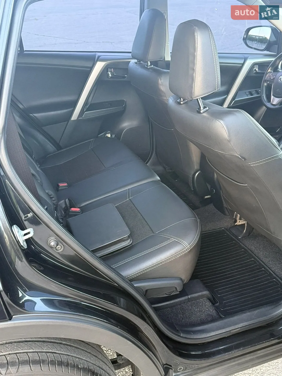 2017 Toyota RAV 4 - мініатюра 35