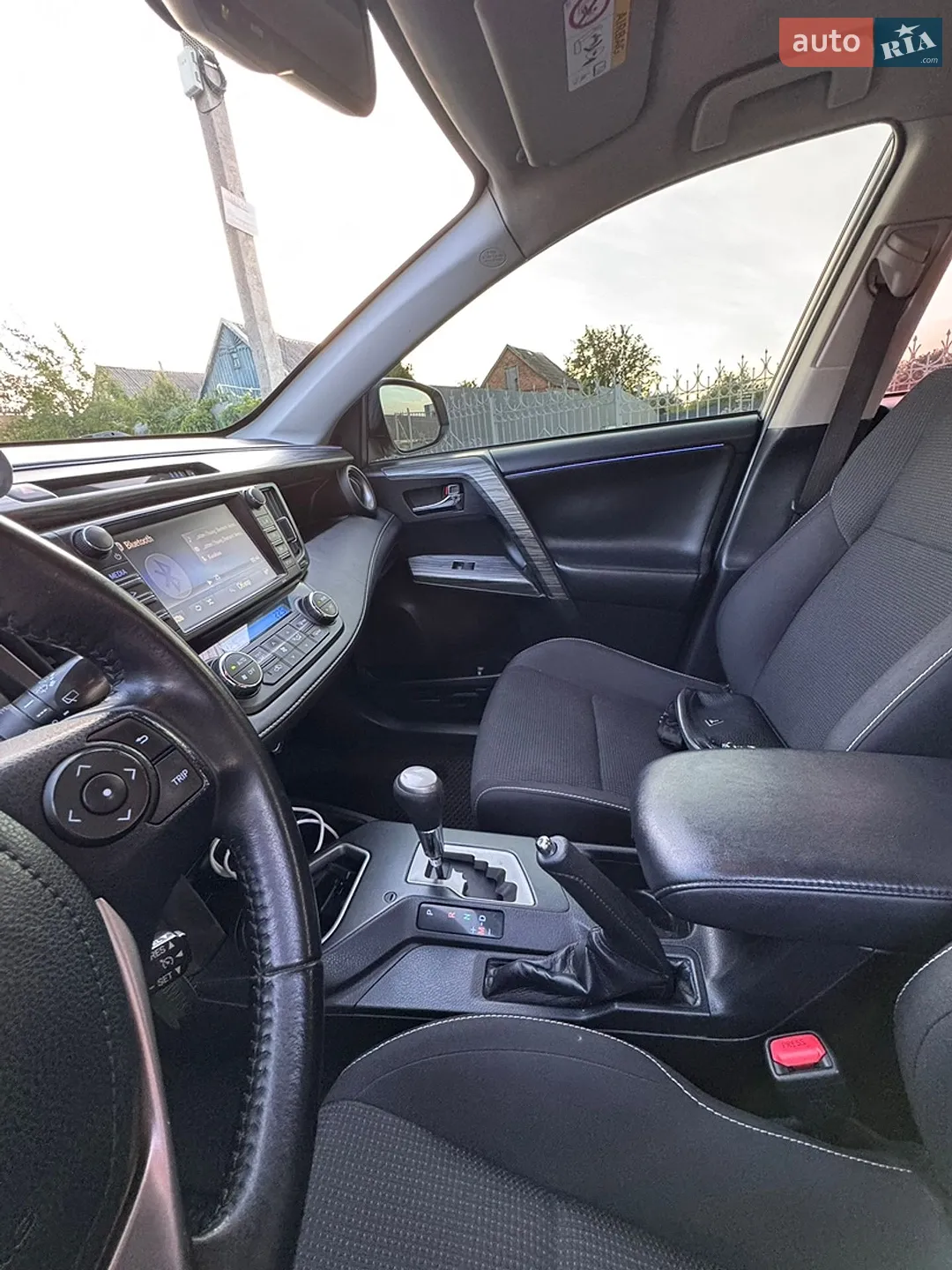 2017 Toyota RAV 4 - мініатюра 10