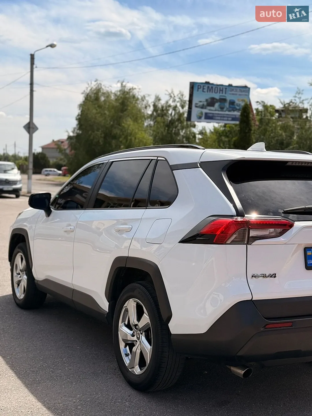 2019 Toyota RAV 4 - мініатюра 4