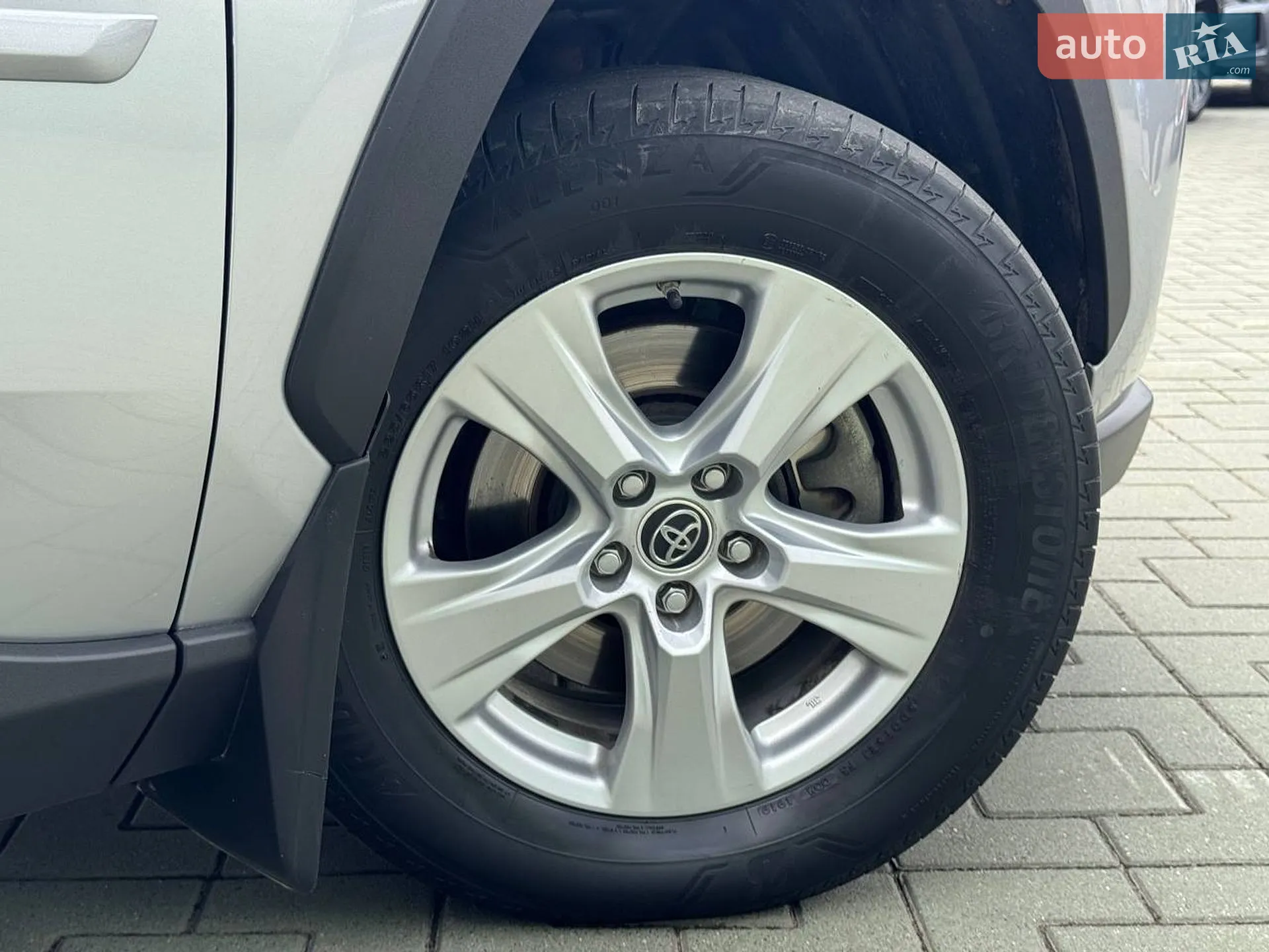 2019 Toyota RAV 4 - мініатюра 17