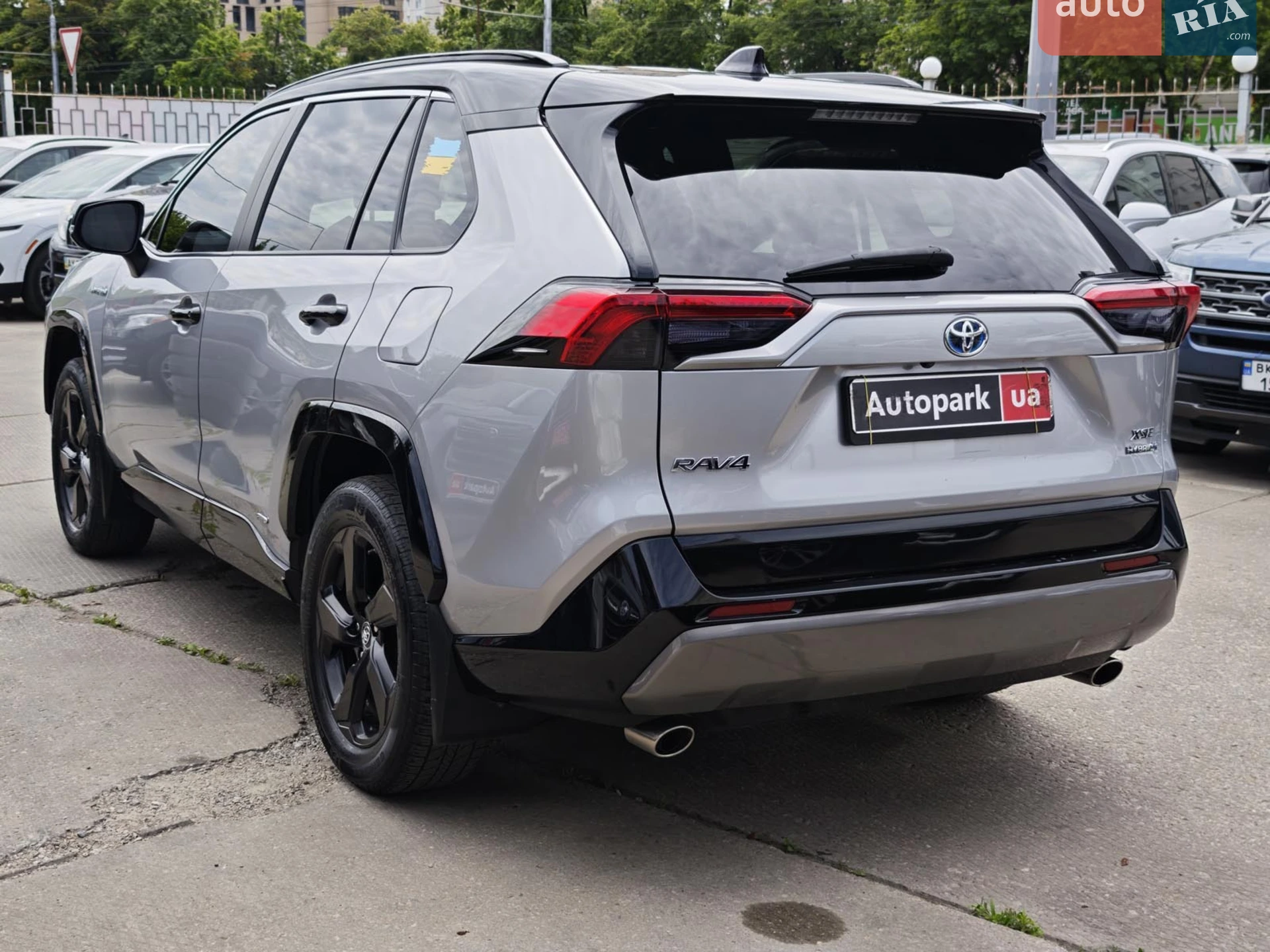 2019 Toyota RAV 4 - мініатюра 11