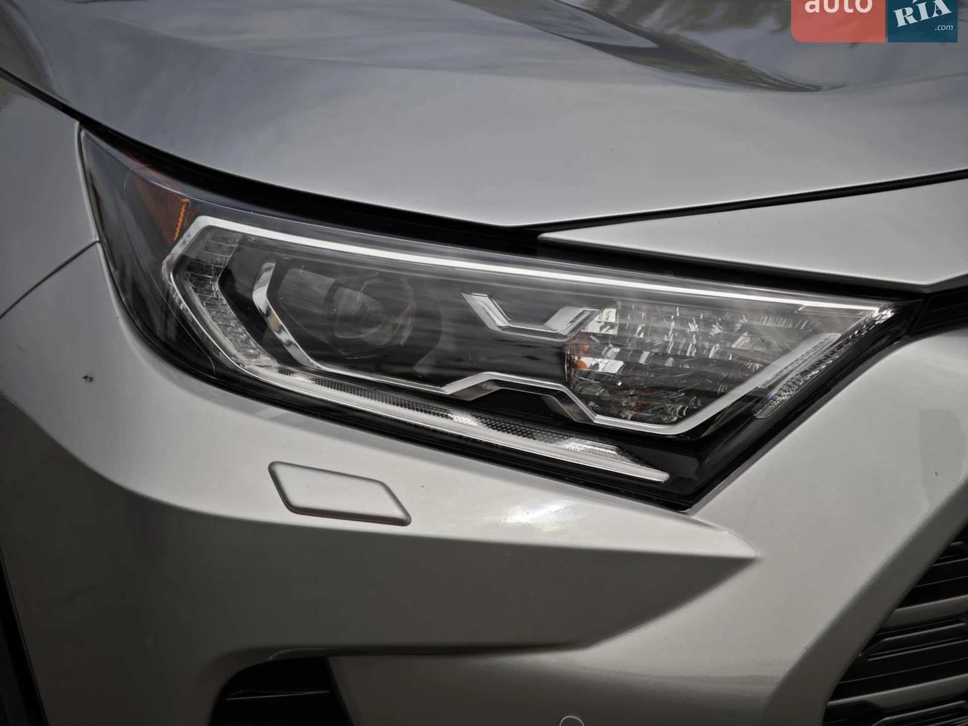 2019 Toyota RAV 4 - мініатюра 4