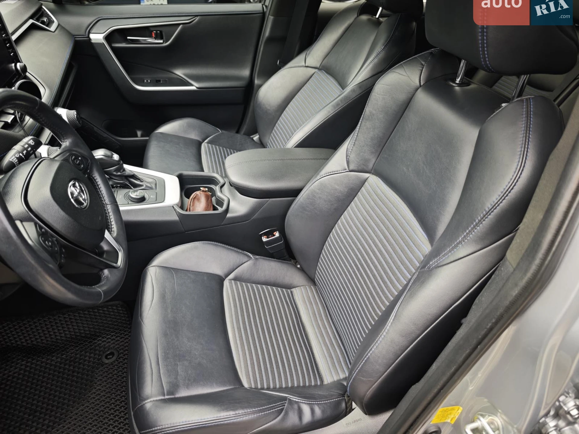2019 Toyota RAV 4 - мініатюра 23