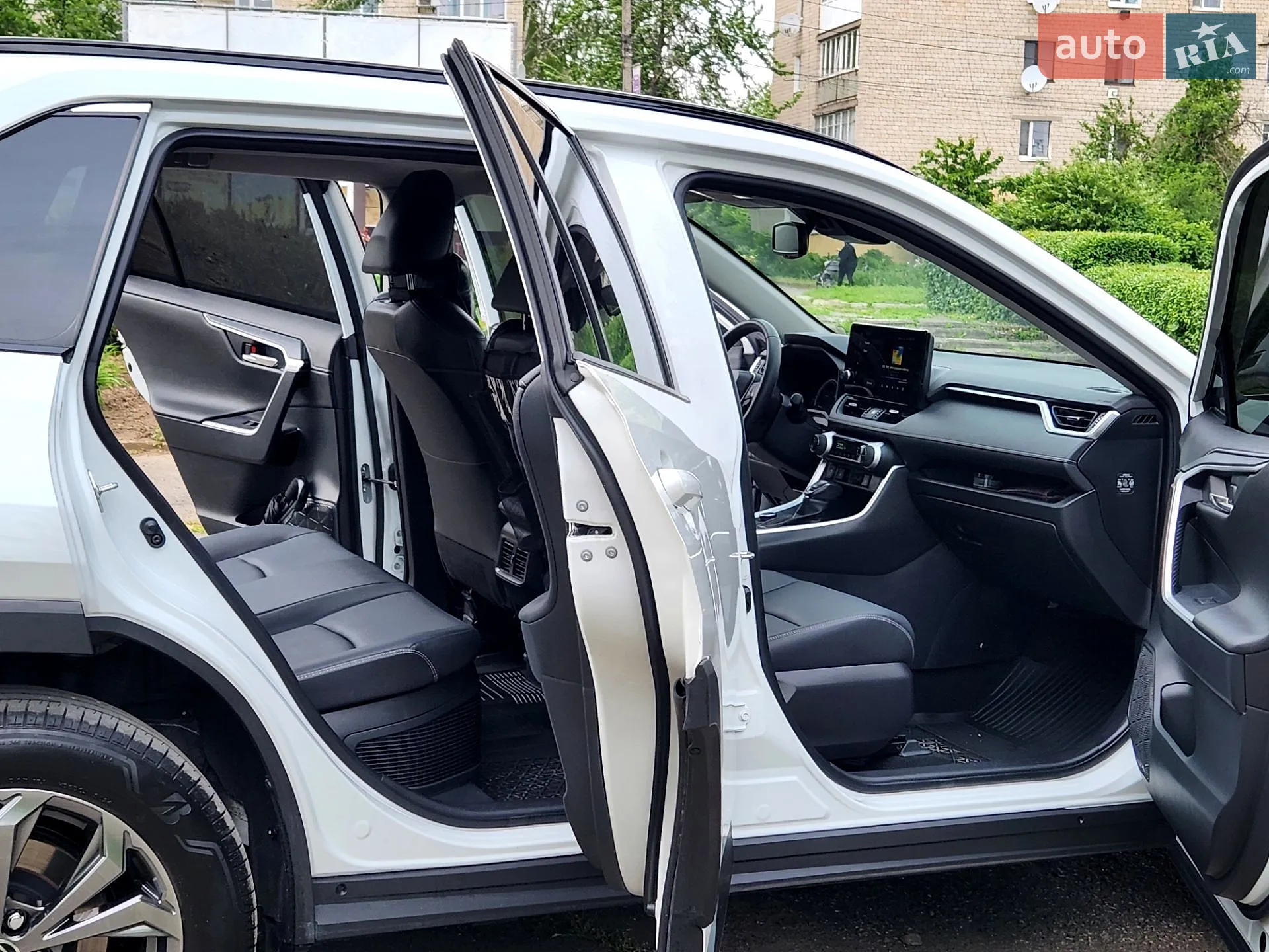 2024 Toyota RAV 4 - мініатюра 33