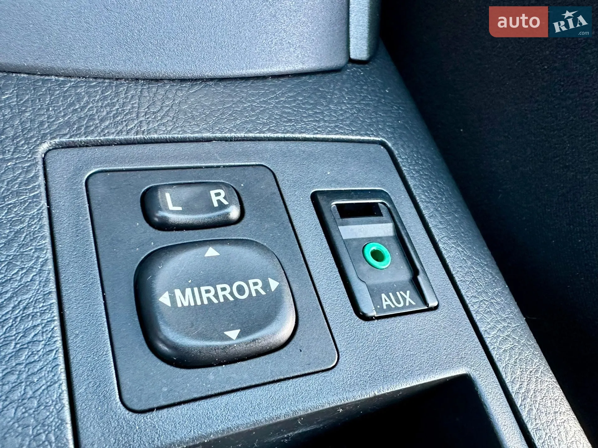 2012 Toyota RAV 4 - мініатюра 25