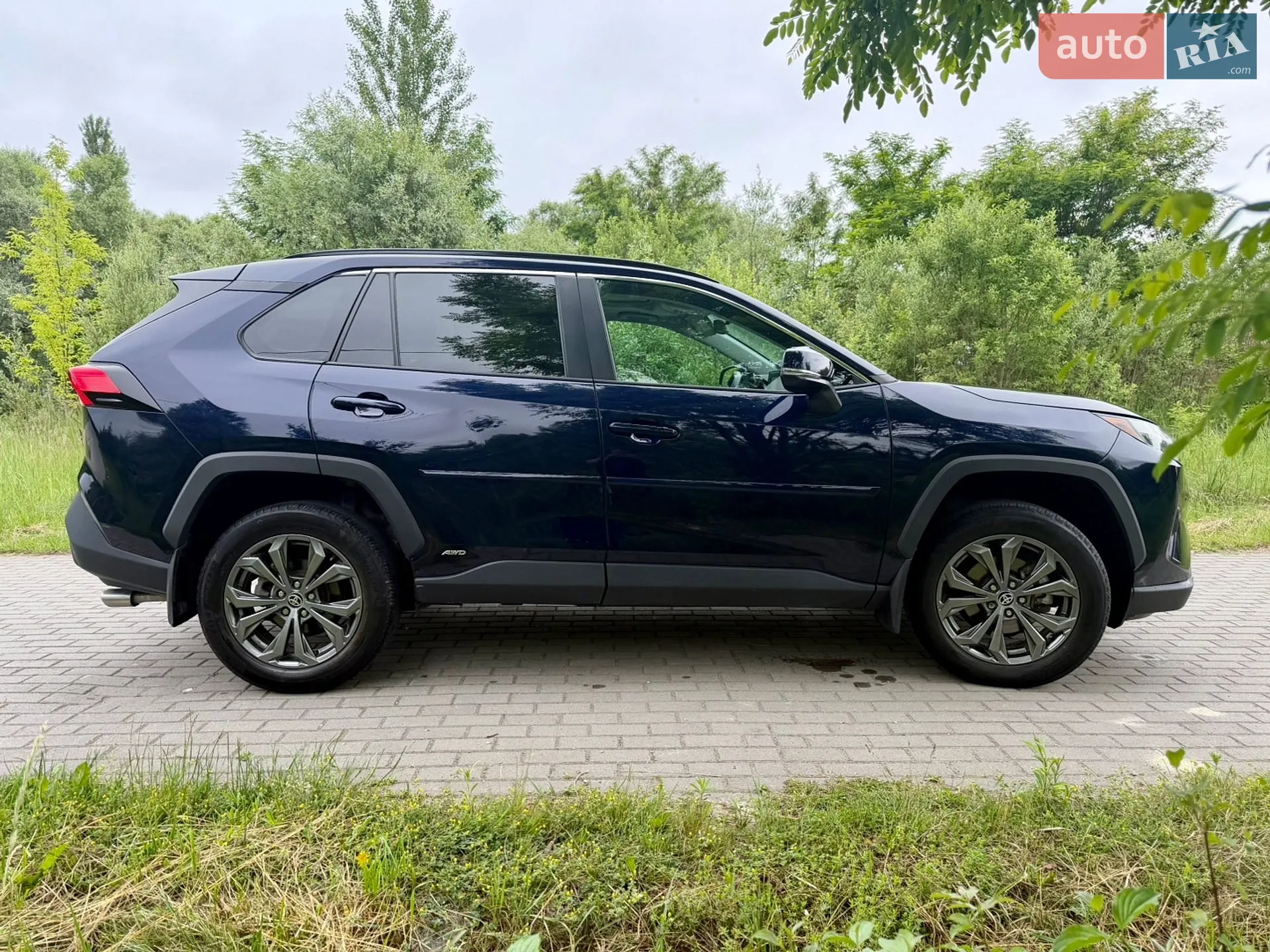 2022 Toyota RAV 4 - мініатюра 8