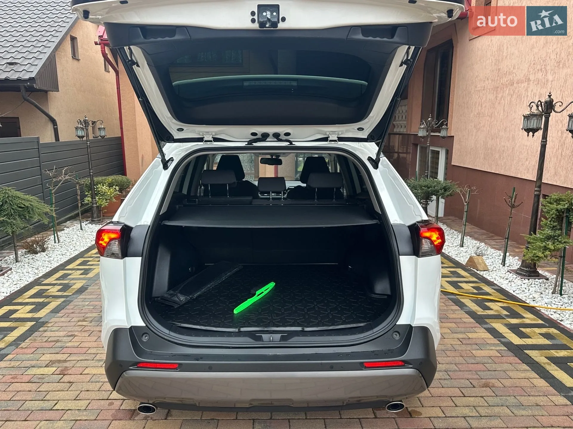 2019 Toyota RAV 4 - мініатюра 5