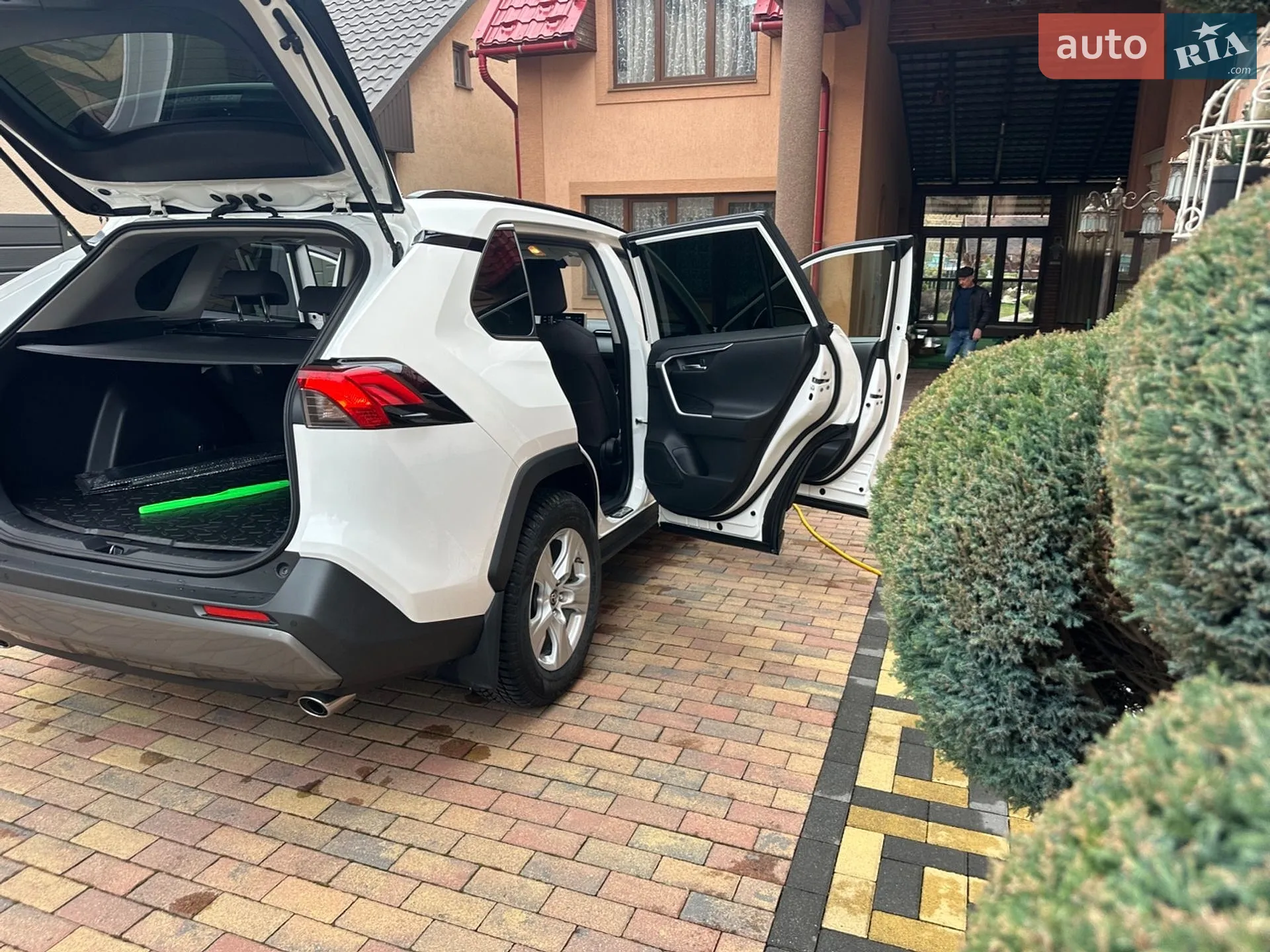 2019 Toyota RAV 4 - мініатюра 29