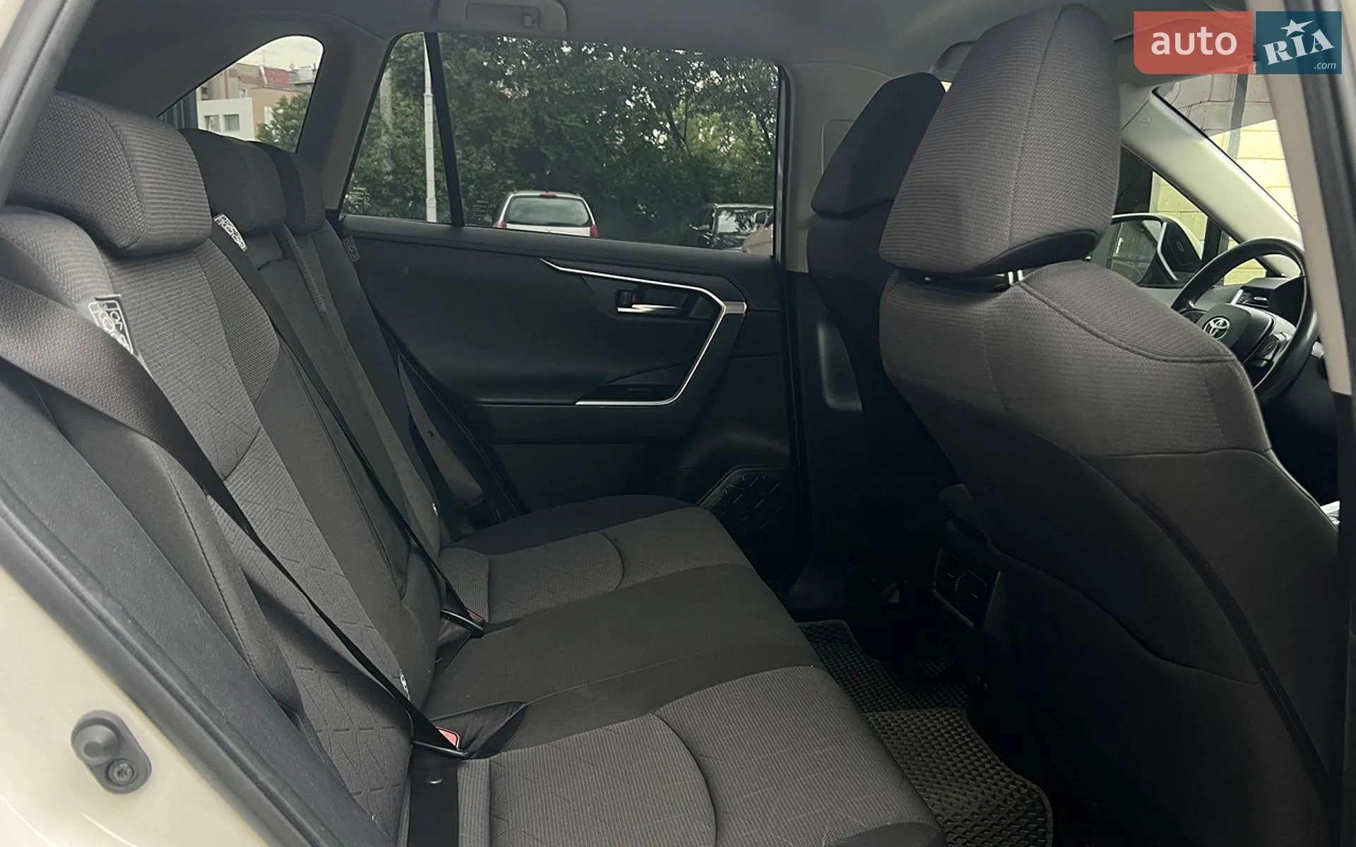 2019 Toyota RAV 4 - мініатюра 20