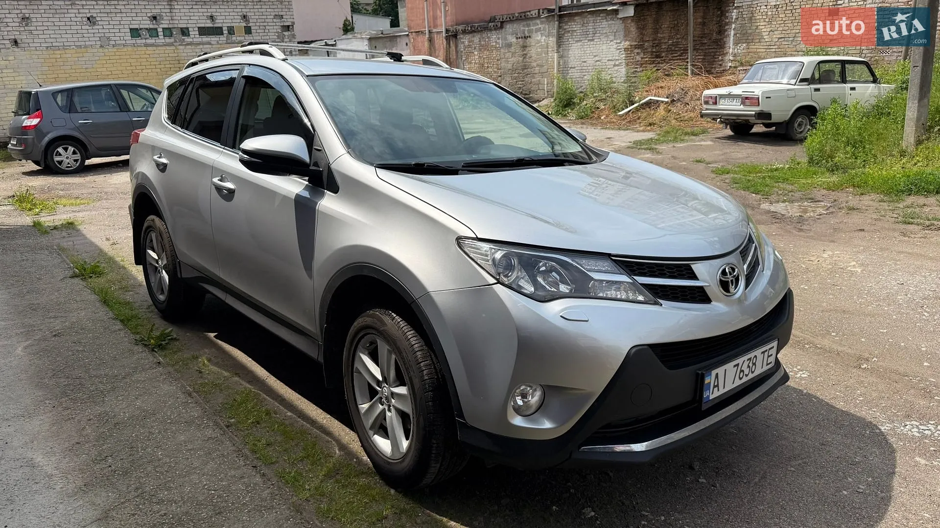 2014 Toyota RAV 4 - мініатюра 14