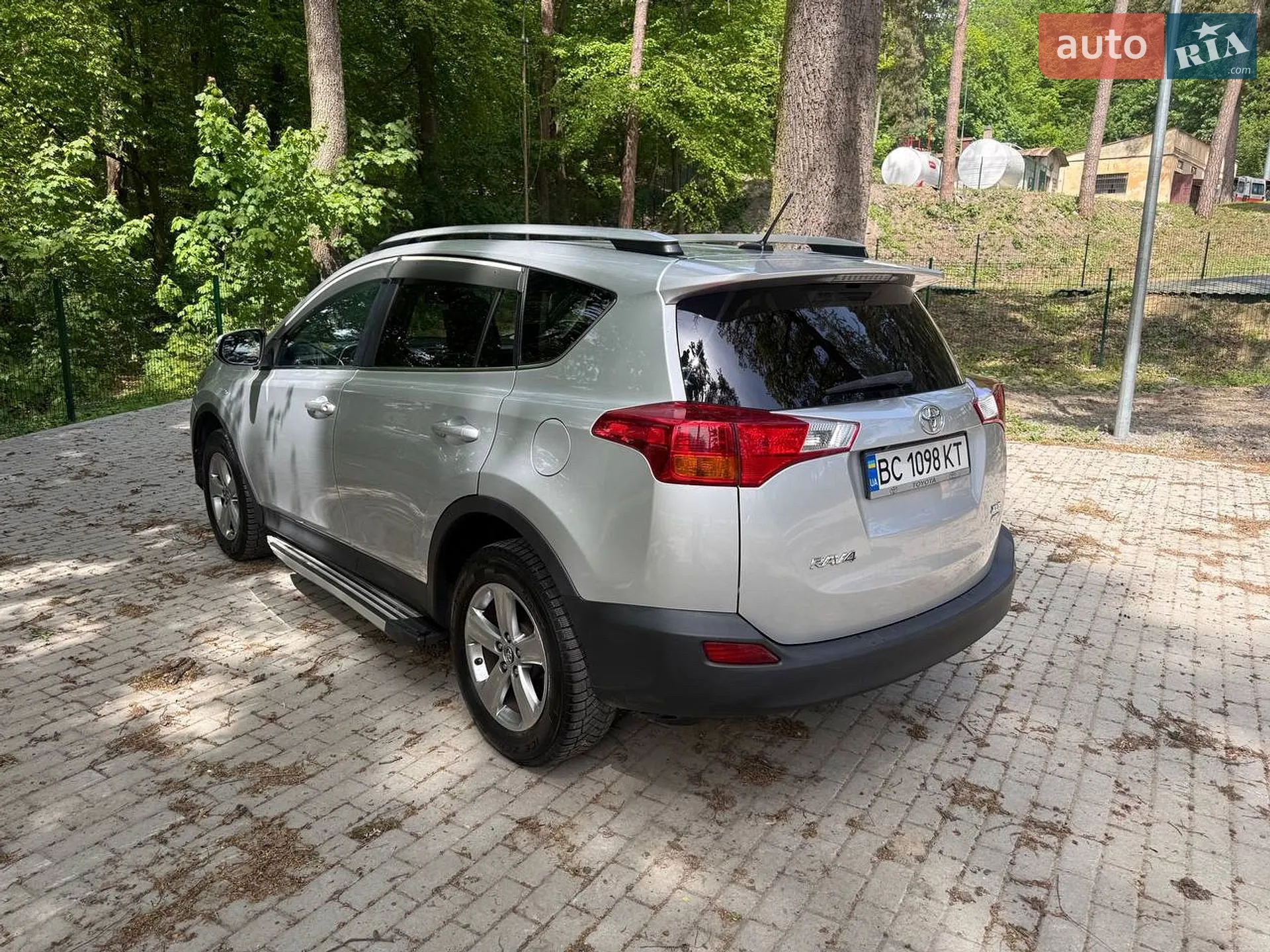 2015 Toyota RAV 4 - фото 1