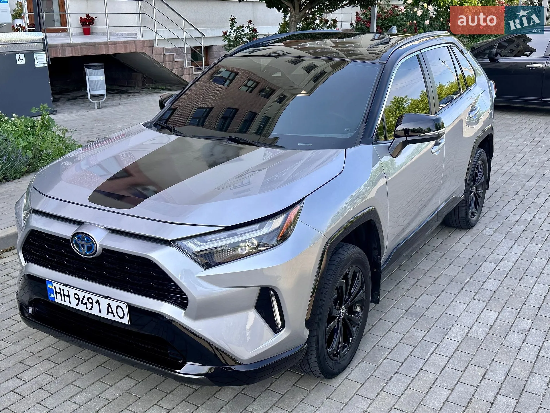 2021 Toyota RAV 4 - мініатюра 12