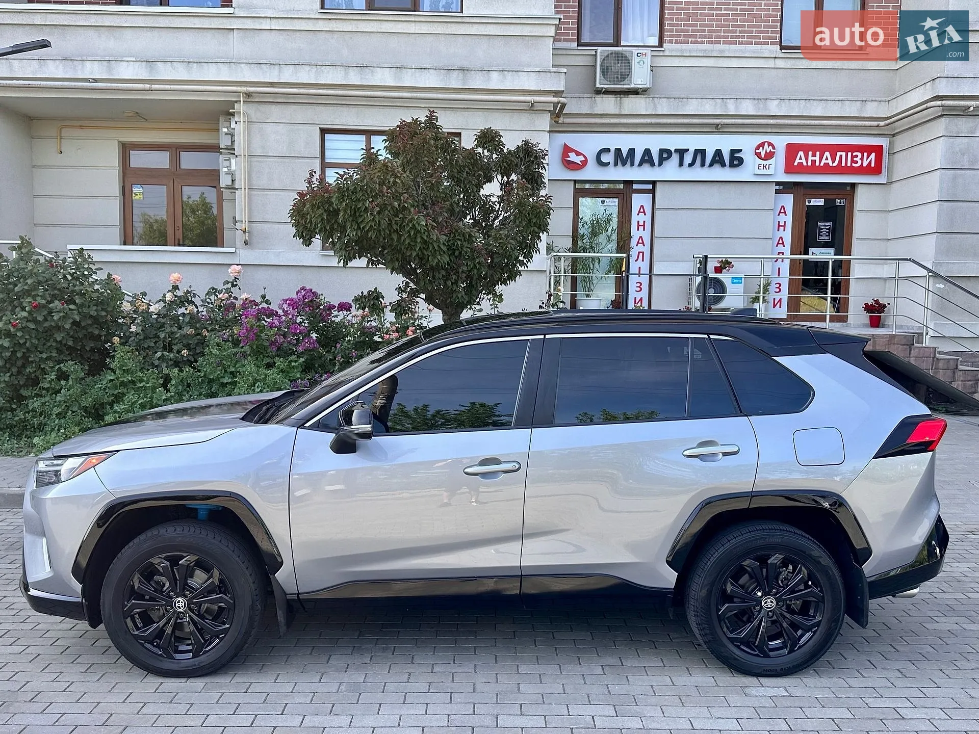 2021 Toyota RAV 4 - мініатюра 13